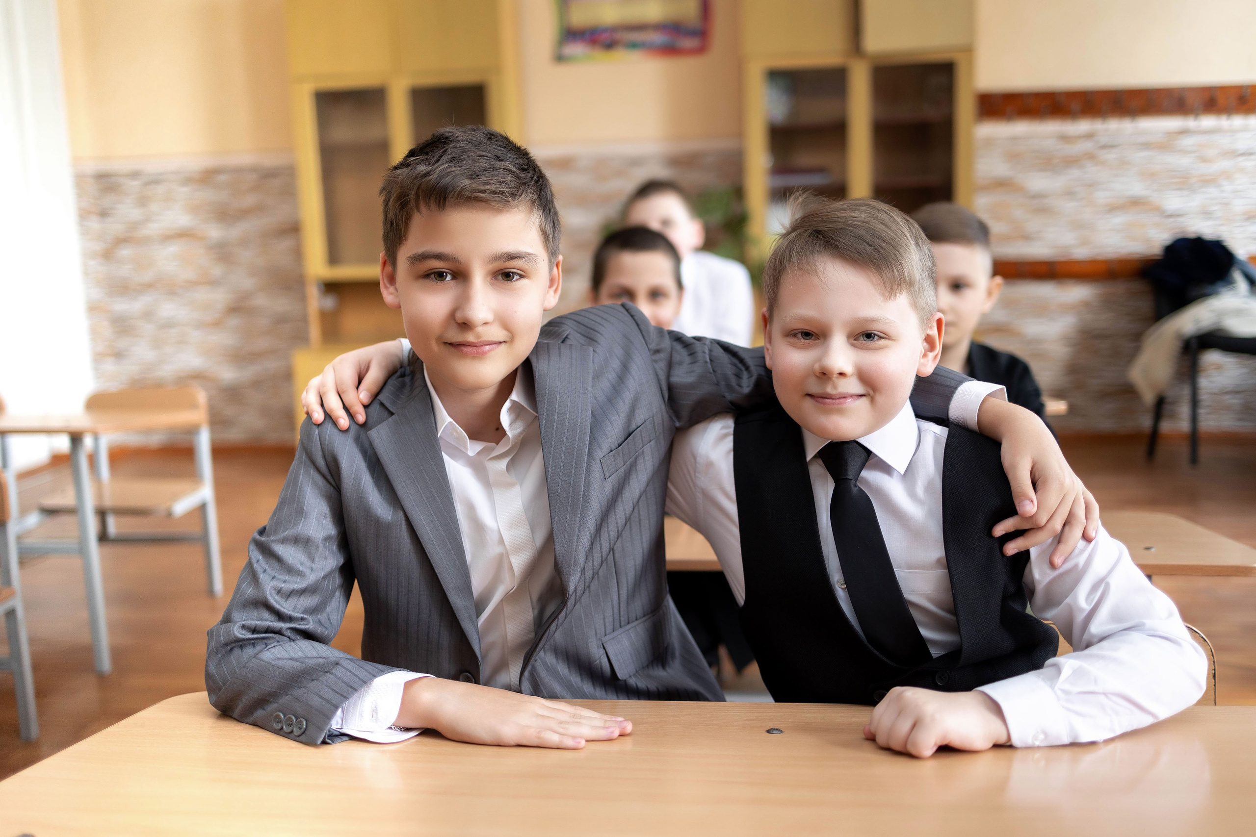 Школа № 5. 4-Б класс. Фотограф Донецк. Горловка. ДНР. Севастополь