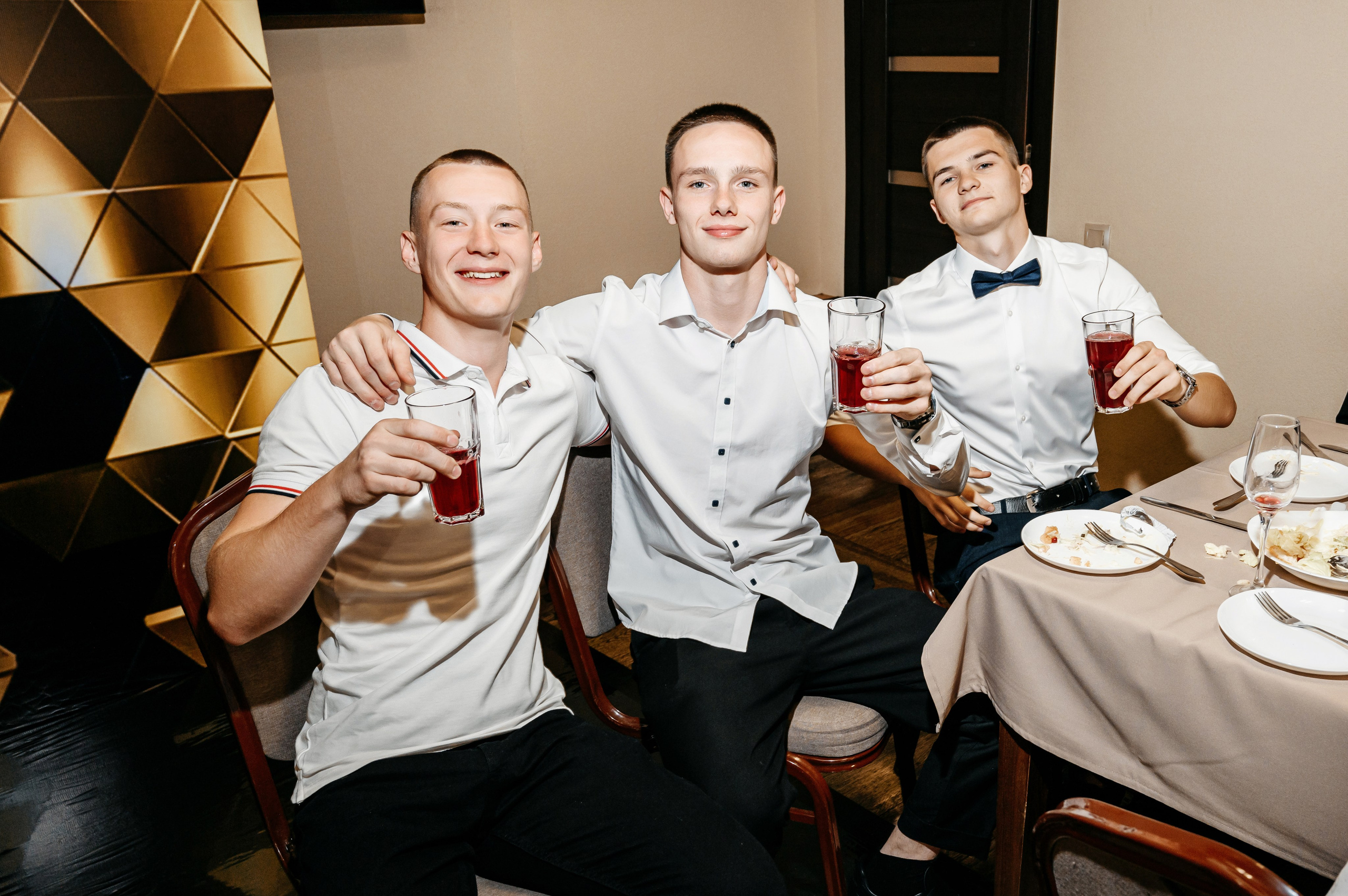 Выпускной Школа 54. Фотограф Владивосток. Игорь Кирсанов