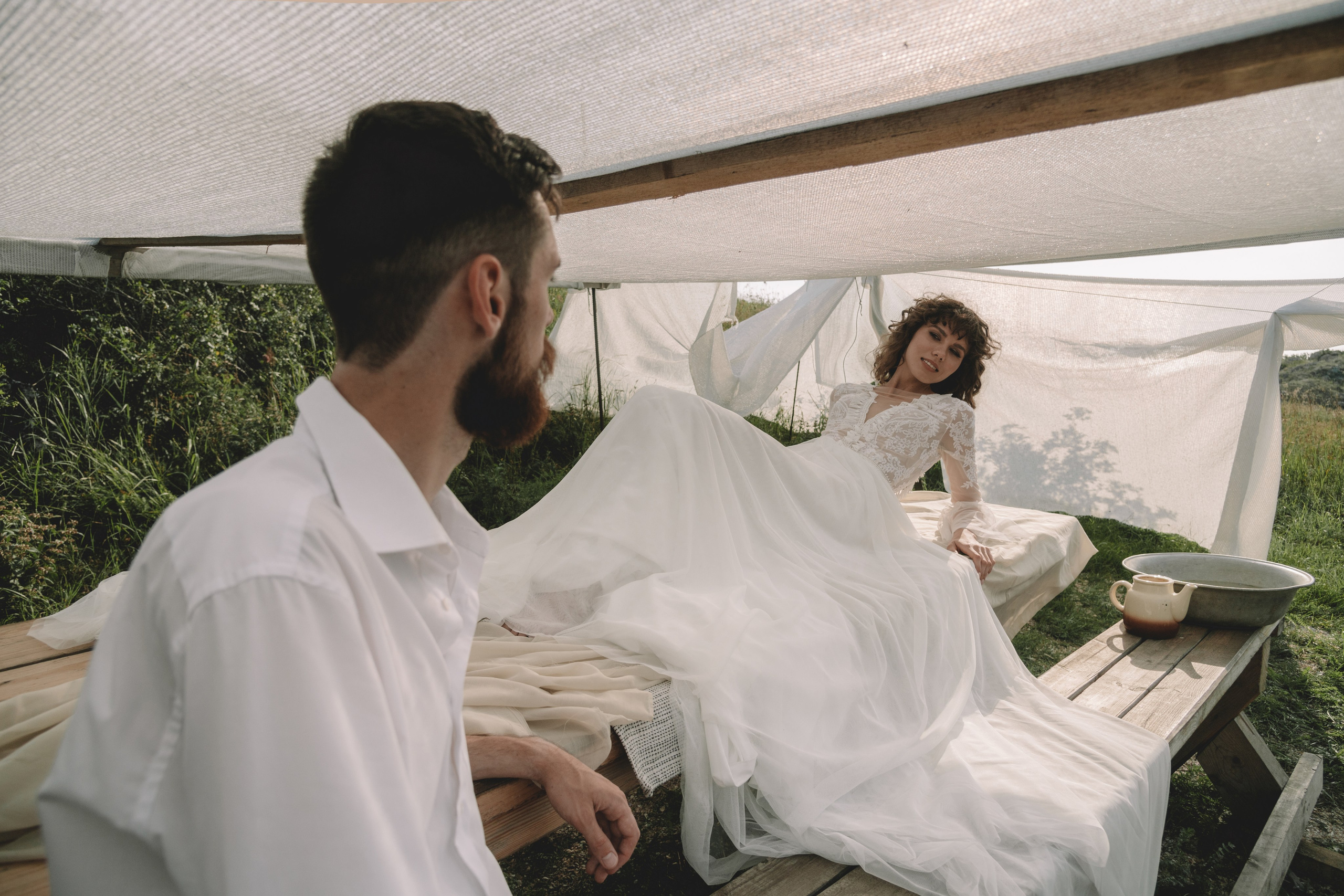 Свадебная фотосессия в Щелкино ,Бухта Космонавтов. Выездная церемония на берегу моря Крым. Свадебный и семейный фотограф и видеограф, Крым, Москва, Санкт -Петербург