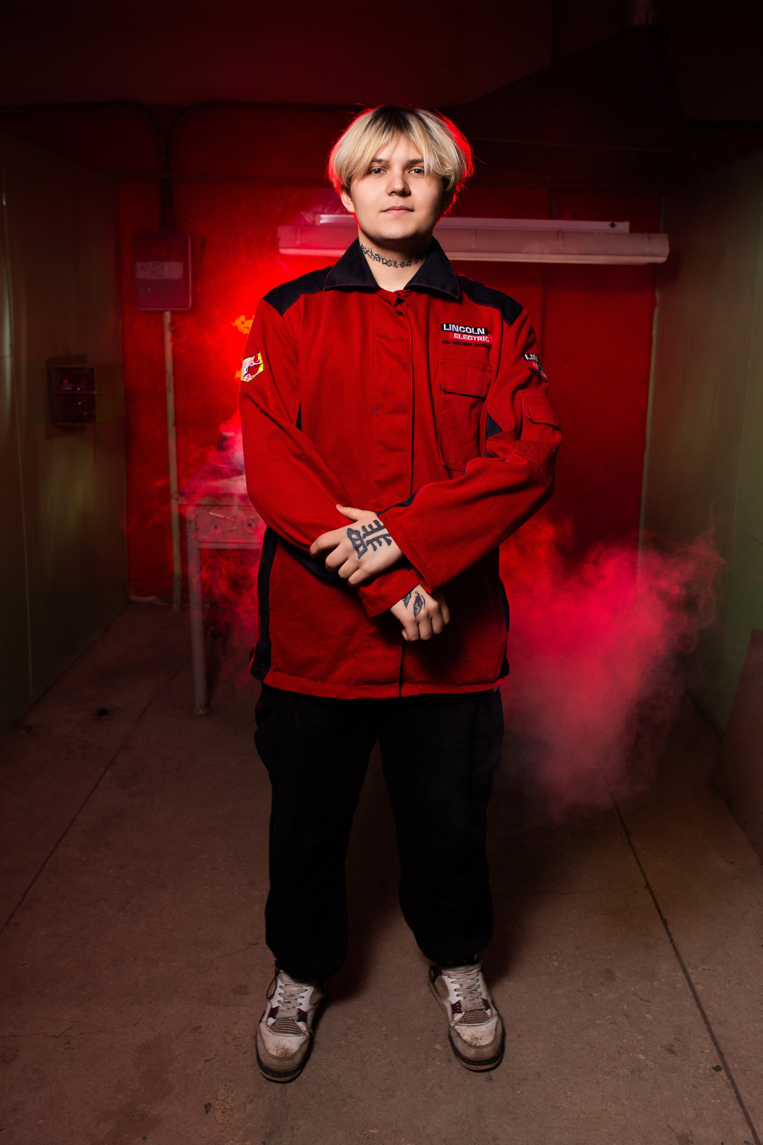 Портретная Фотосессия в Цеху для Выпускников Сварщиков | Твой Альбом Мценск. ТВОЙ АЛЬБОМ / ТВОИ ПРАВИЛА