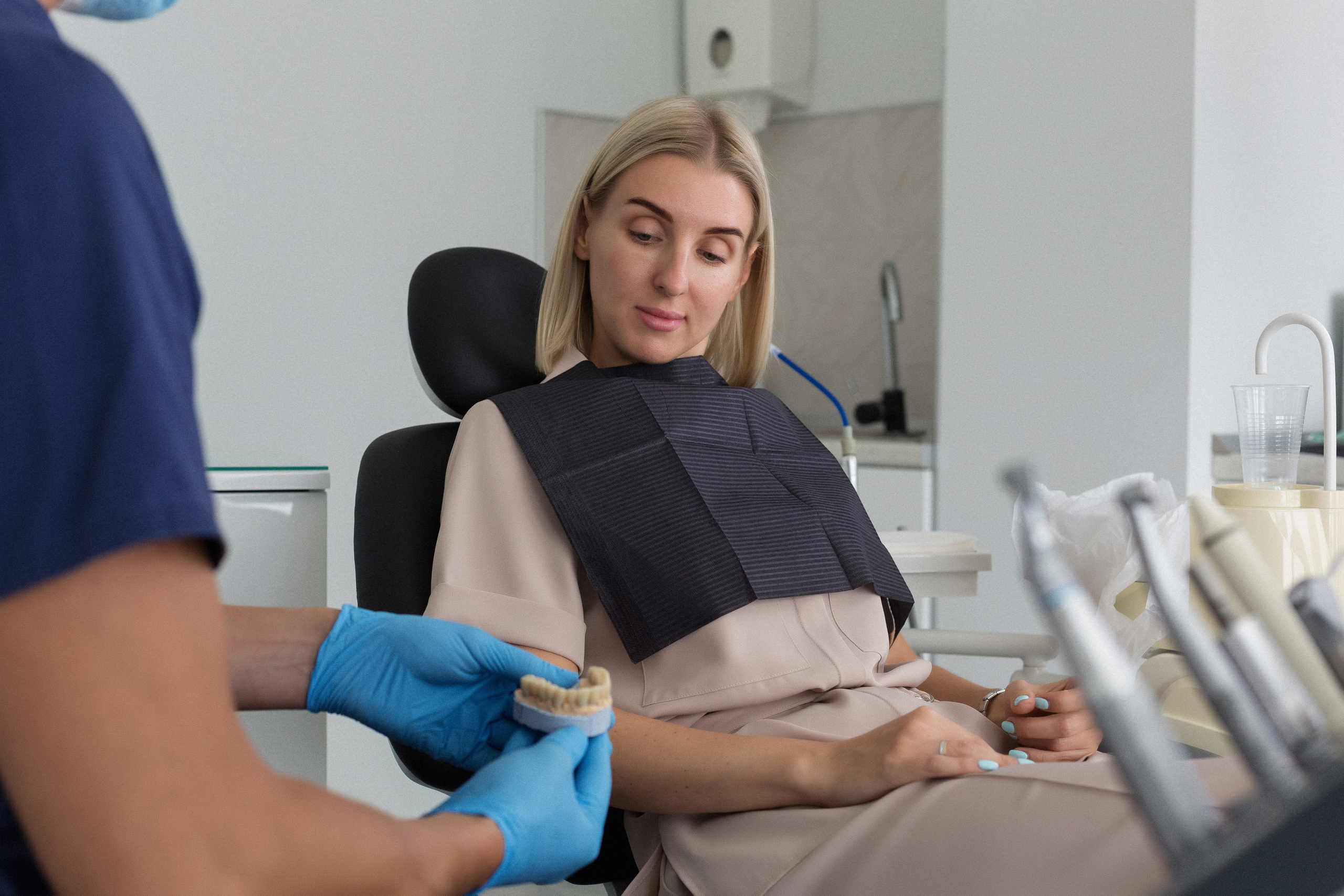 UniverDent: Освещение красоты вашей улыбки фотографом из Таганрога. Свадебный и семейный фотограф в Таганроге Бакарюк Антон