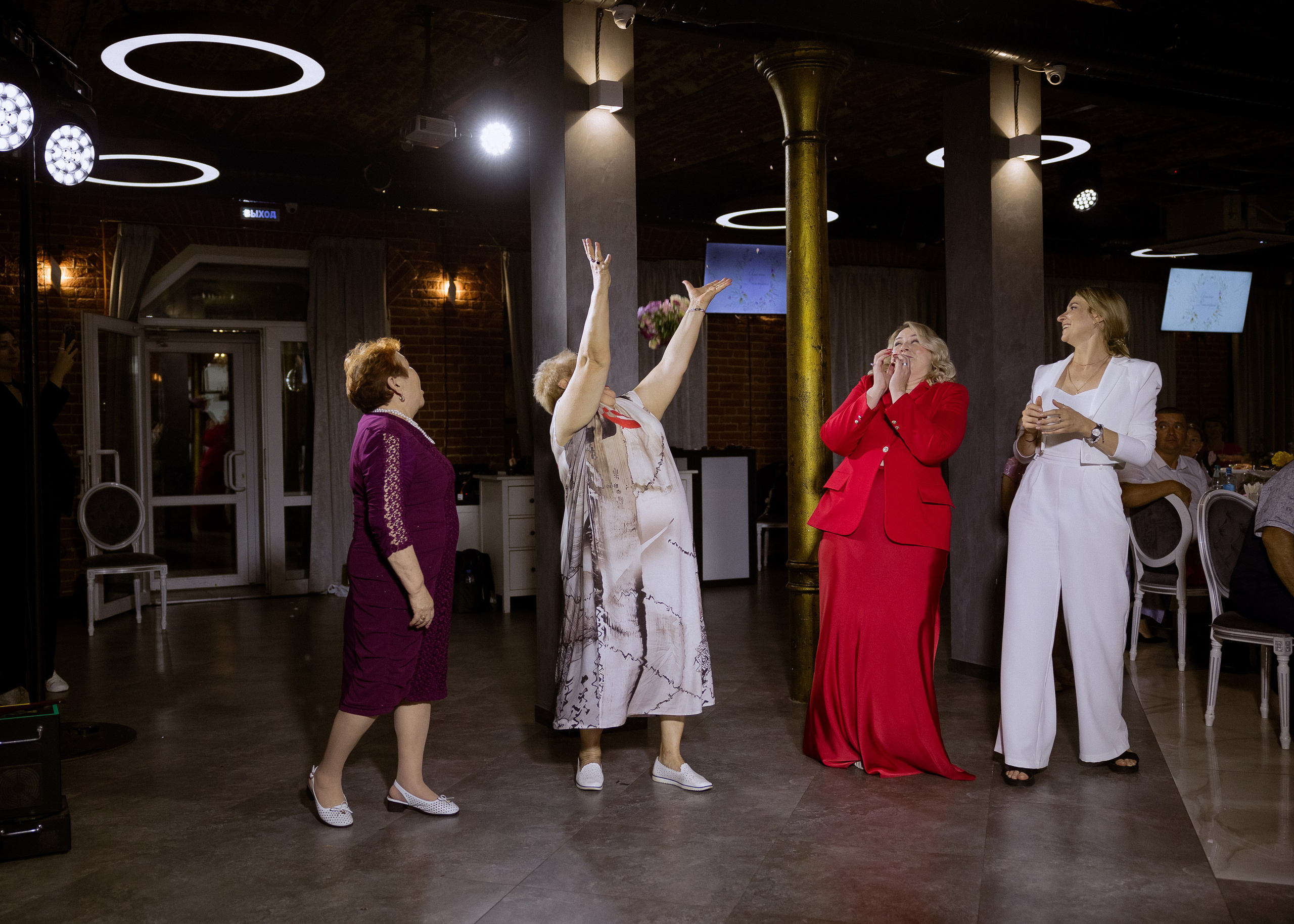 Дмитрий и Алита. Фотограф Эмиль Исякаев