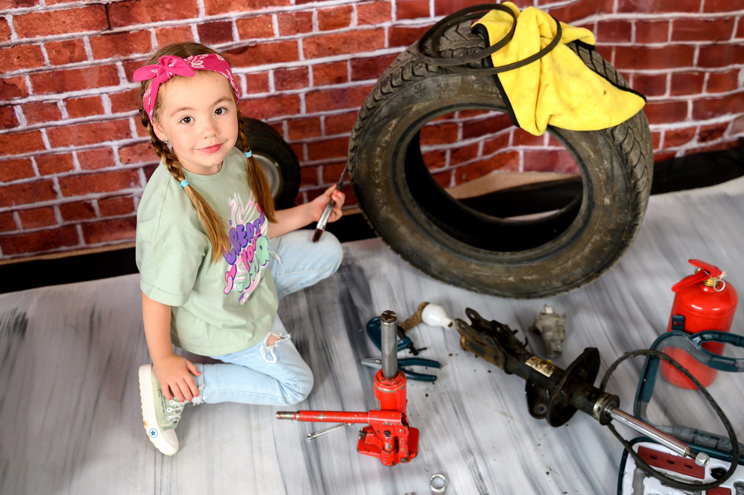 Гараж 2025. Фотограф новорожденных, семейный детский в Тюмени Татьяна Морозова