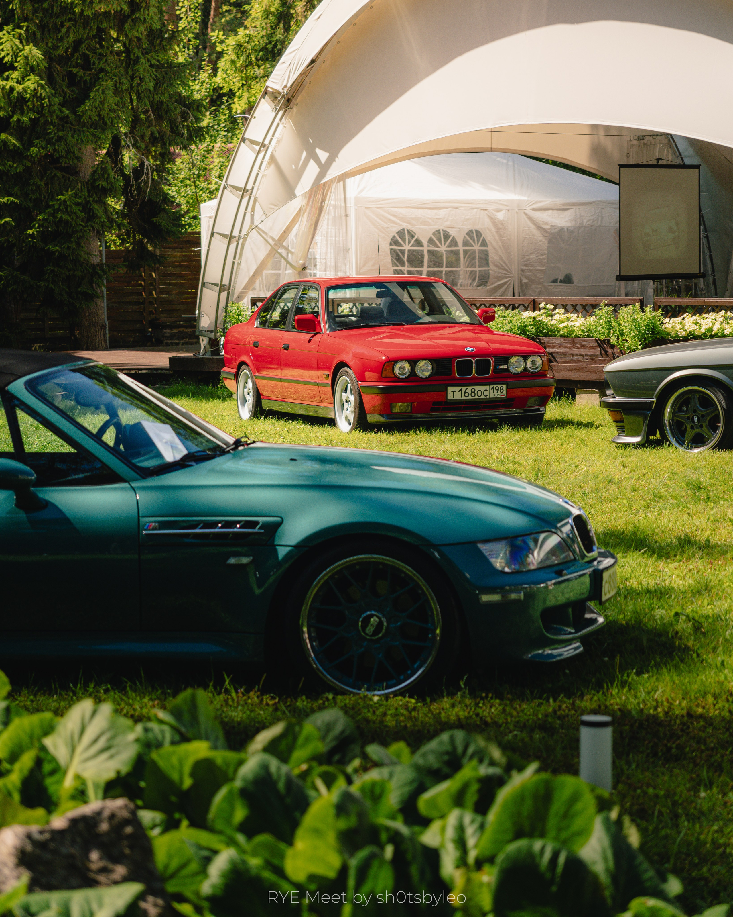 Масштабный летний фестиваль RYE Meet — встреча клуба любителей автомобилей старше 25-лет. Автомобильный фотограф Антон Цырулев