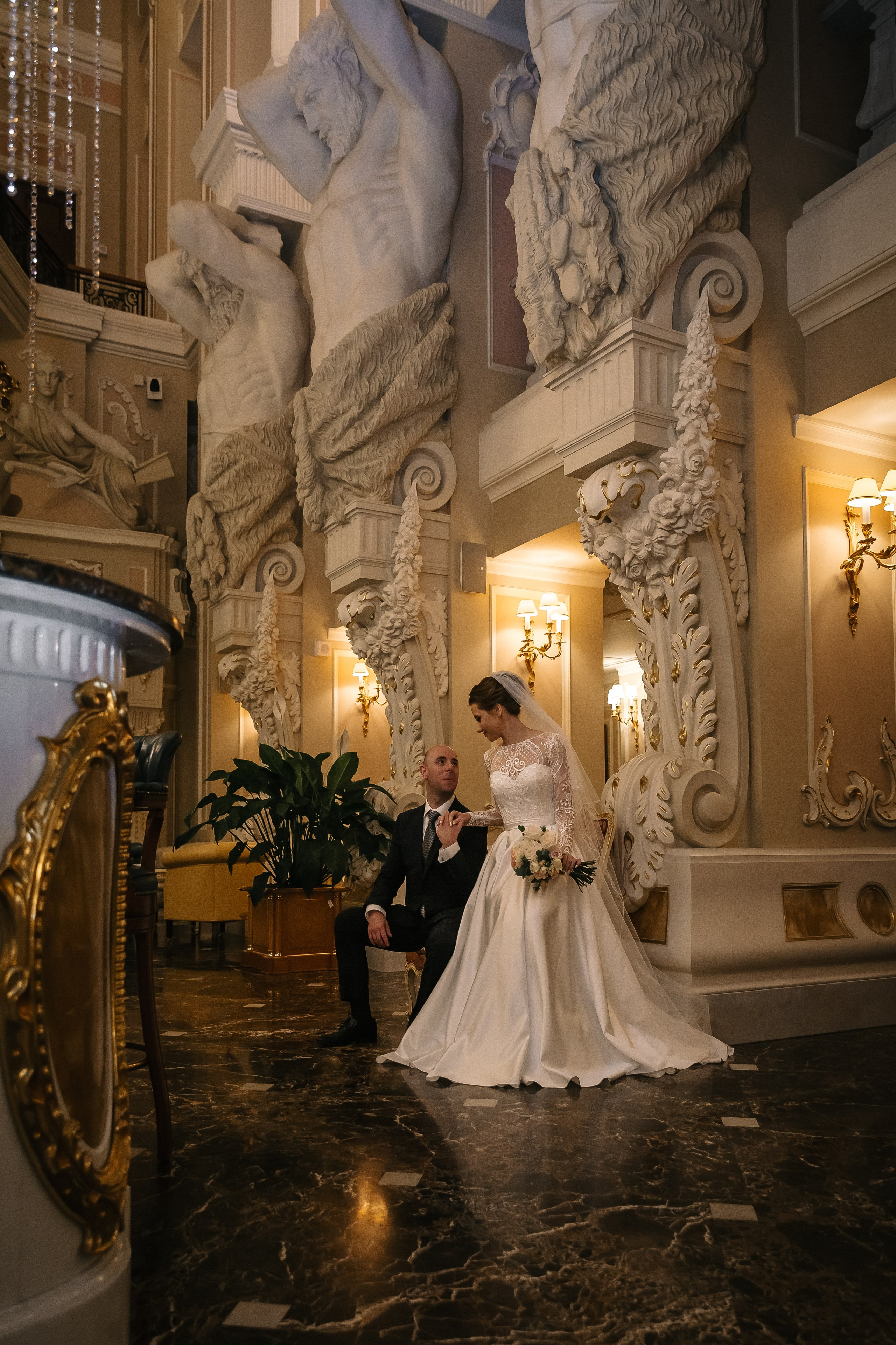 ОКТЯБРЬ | Дворец № 1 Талион, Особняк военного министра. Свадебный фотограф в Санкт-Петербурге Полина Корзухина