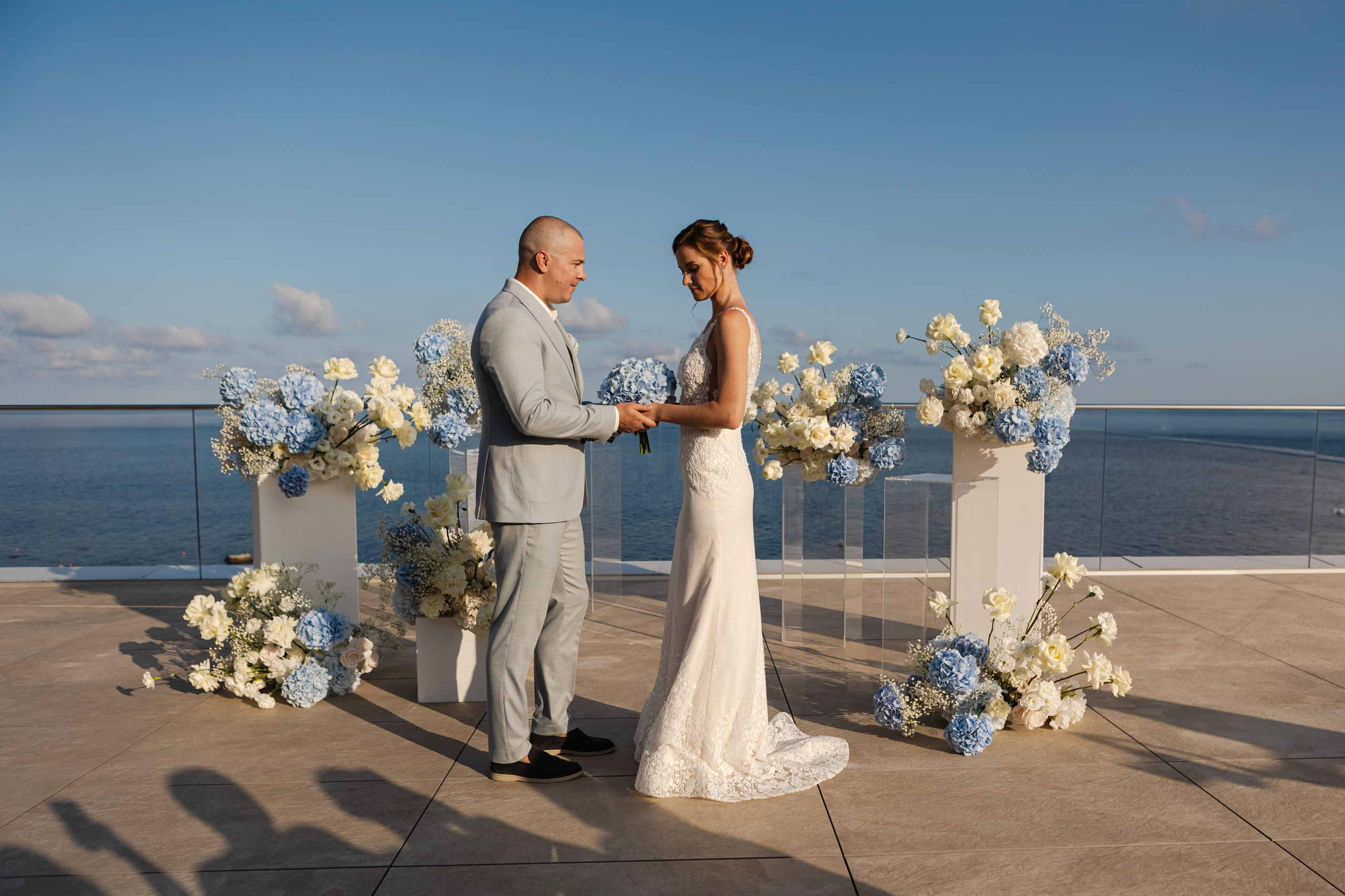 Свадьба Артёма и Юли в отеле Luciano Foros в Крыму. Свадебный фотограф, фотосъемка в Крыму, Севастополе, Симферополе, Ялте
