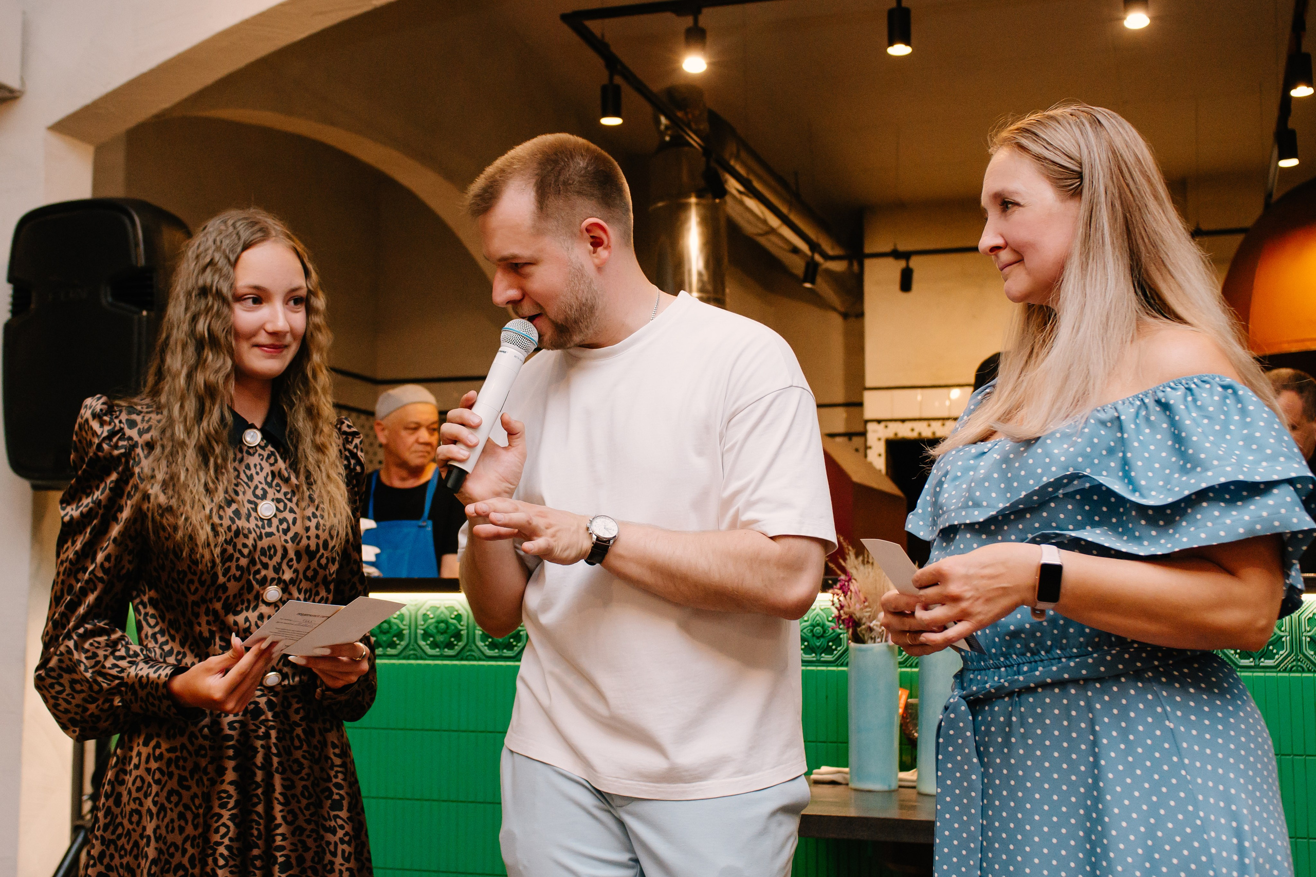 1 год ресторану Аджикинежаль. Фотограф в Челябинске Любовь Денисенко