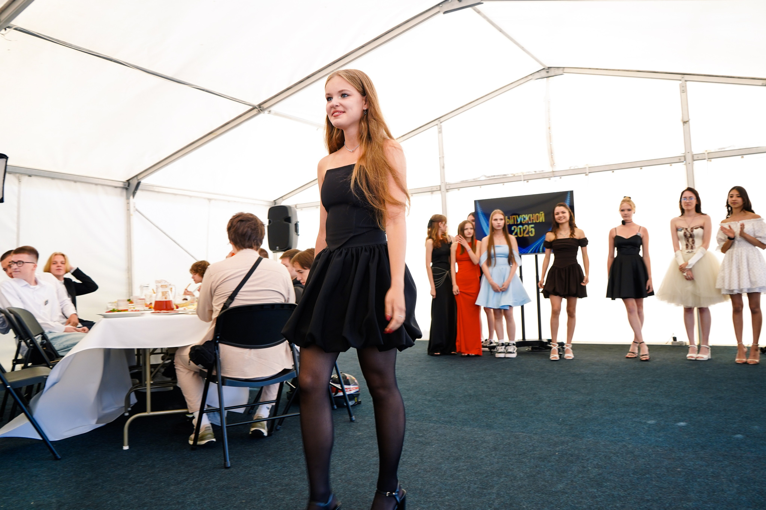 Выпускной 9 класса школа 19 в Коматек. Семейный и портретный фотограф в Екатеринбурге Анна Лобанова