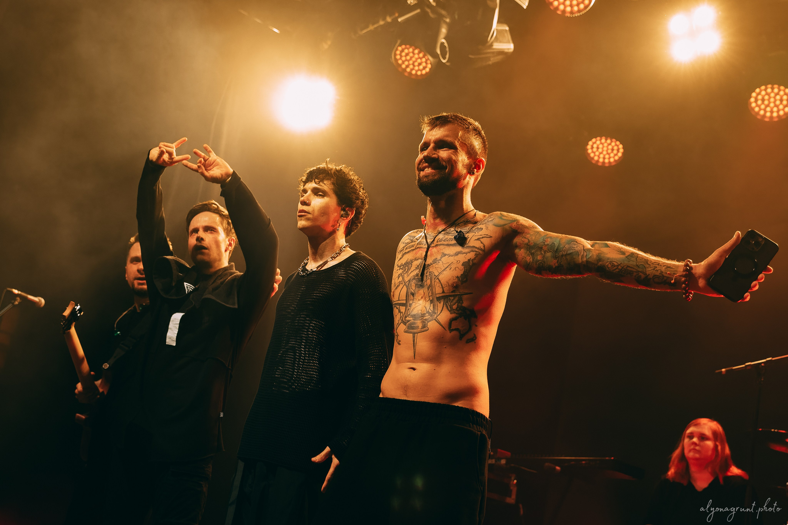 Таймсквер, фоторепортаж, СПБ, Космонавт, 14.11.2025. Алена Адрианова: фотограф в Санкт-Петербурге