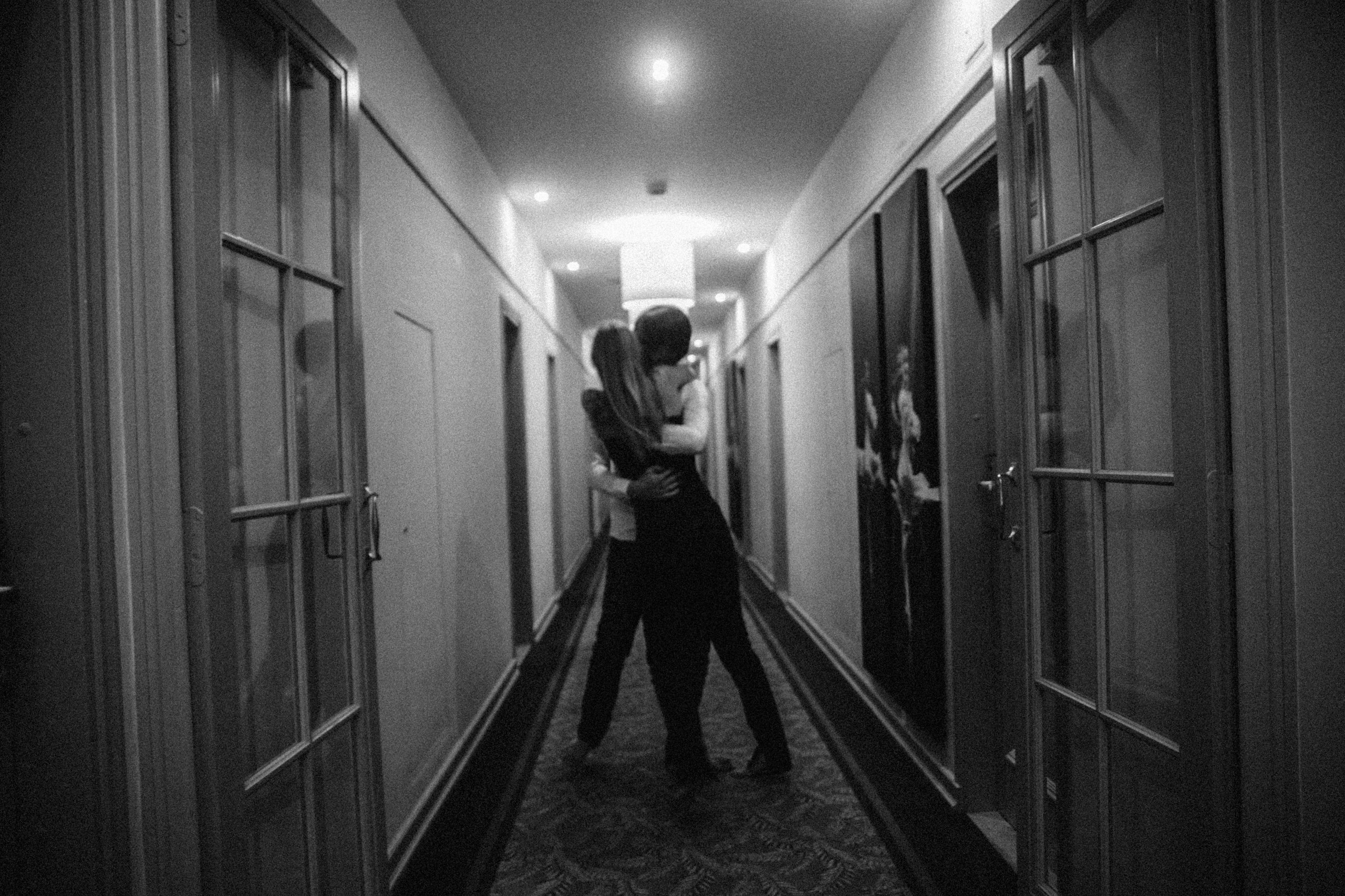 Лавстори в отеле. Свадебный и семейный фотограф в Нижнем Новгороде Мезенцев Андрей