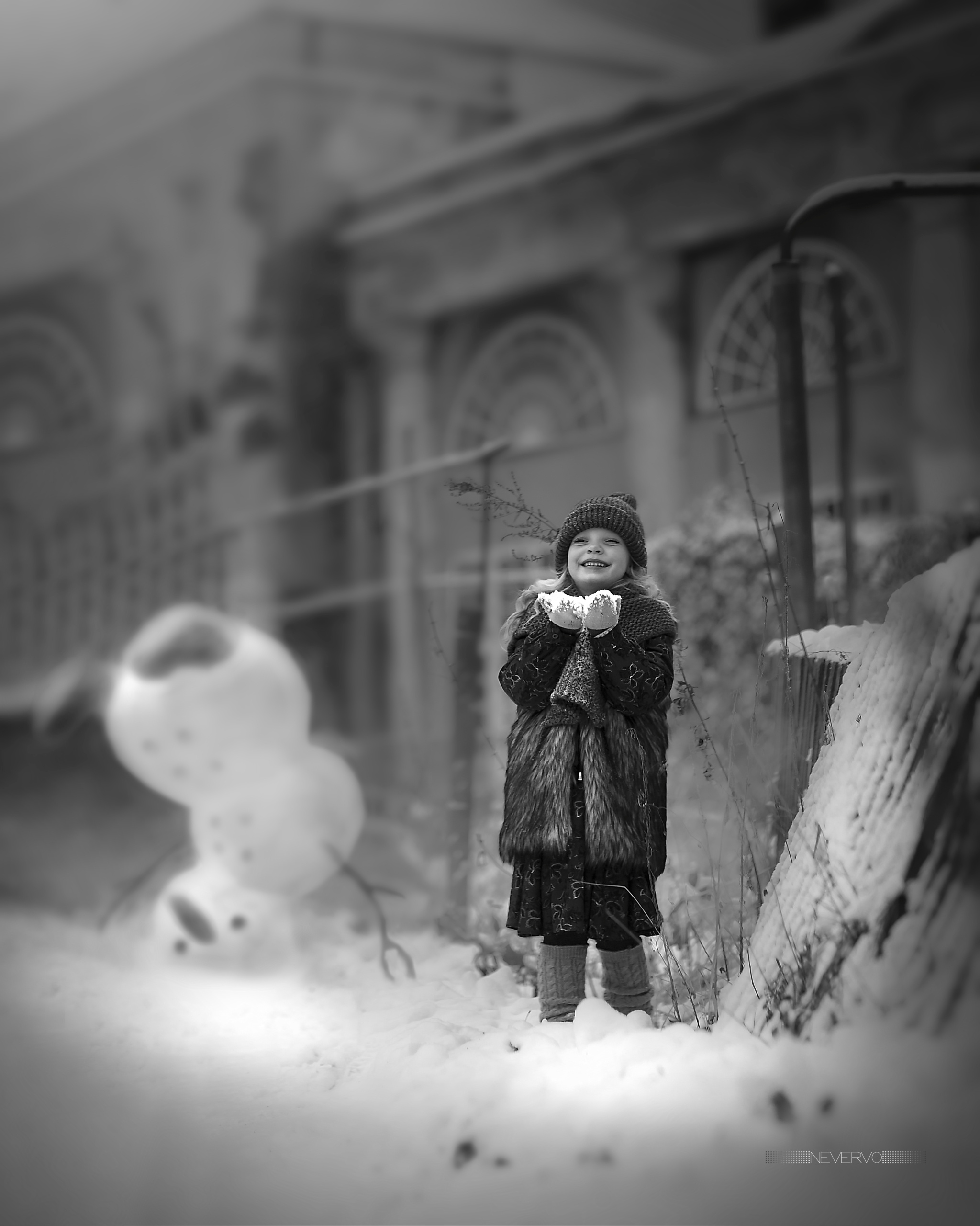 Черно-белая фотосъемка. B&W съемка в Москве. ЧБ фотограф Олег Голишник. Арт-фотограф Олег Голишников. Творческая мастерская