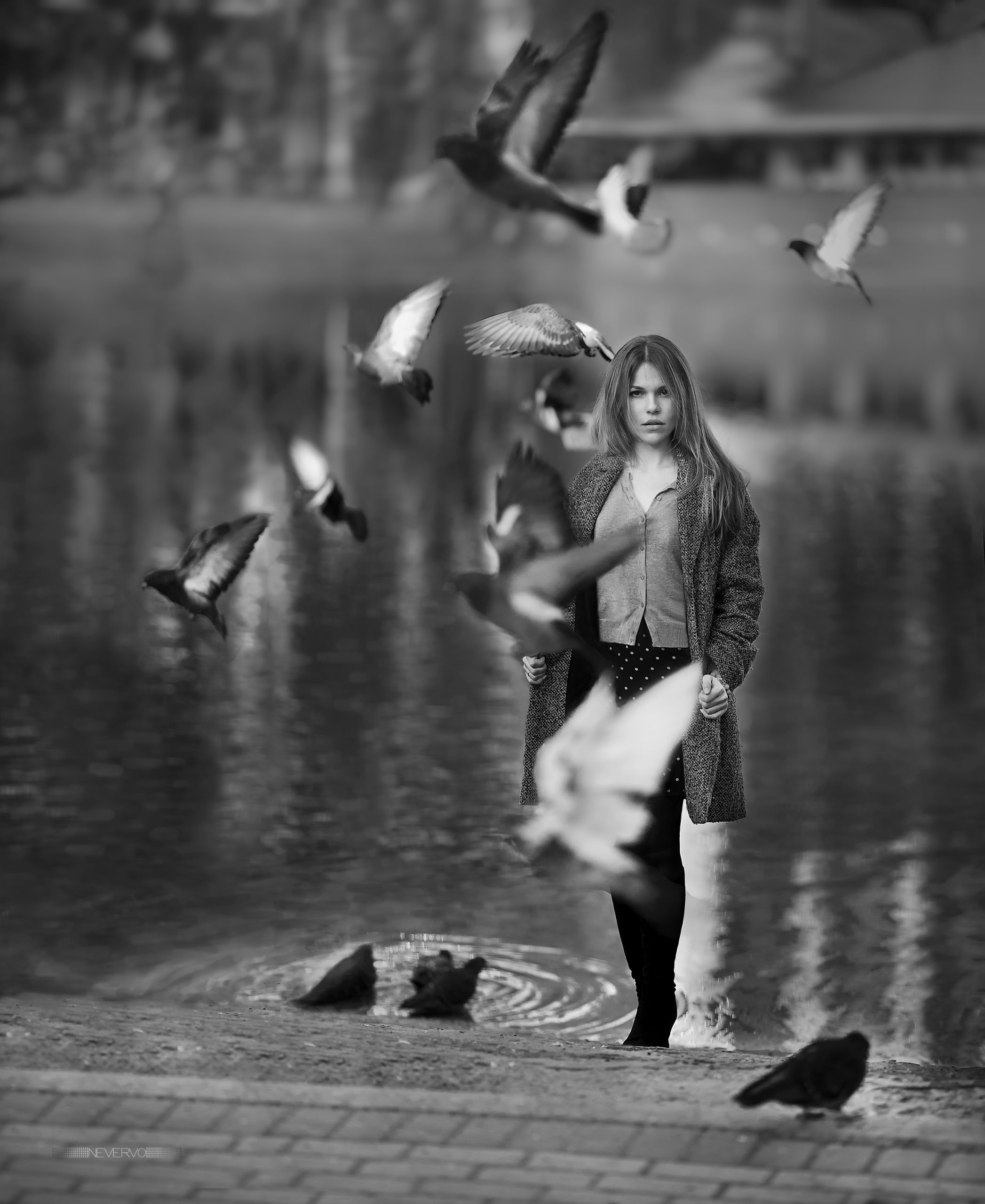 Черно-белая фотосъемка. B&W съемка в Москве. ЧБ фотограф Олег Голишник. Арт-фотограф Олег Голишников. Творческая мастерская