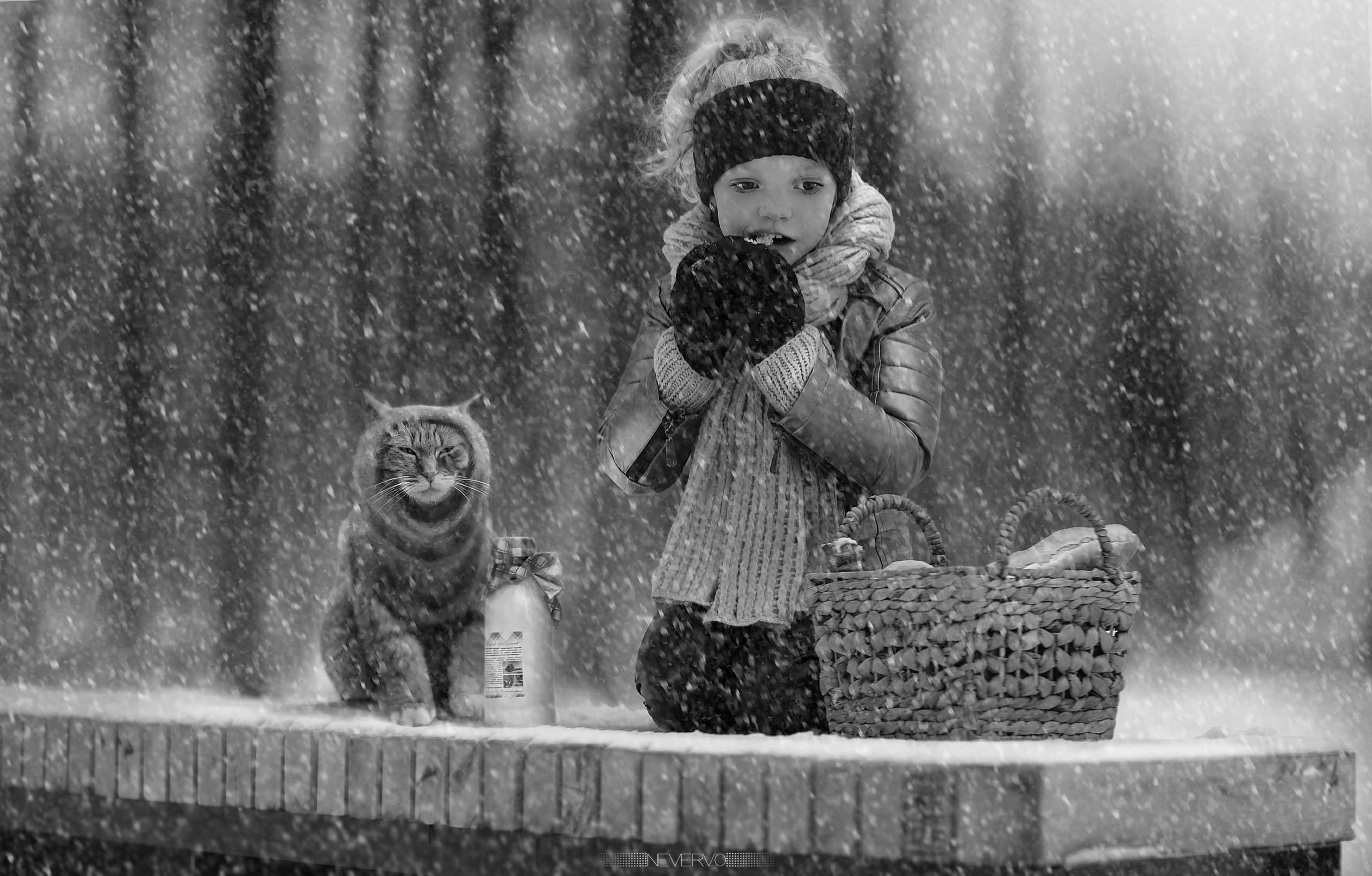 Черно-белая фотосъемка. B&W съемка в Москве. ЧБ фотограф Олег Голишник. Арт-фотограф Олег Голишников. Творческая мастерская