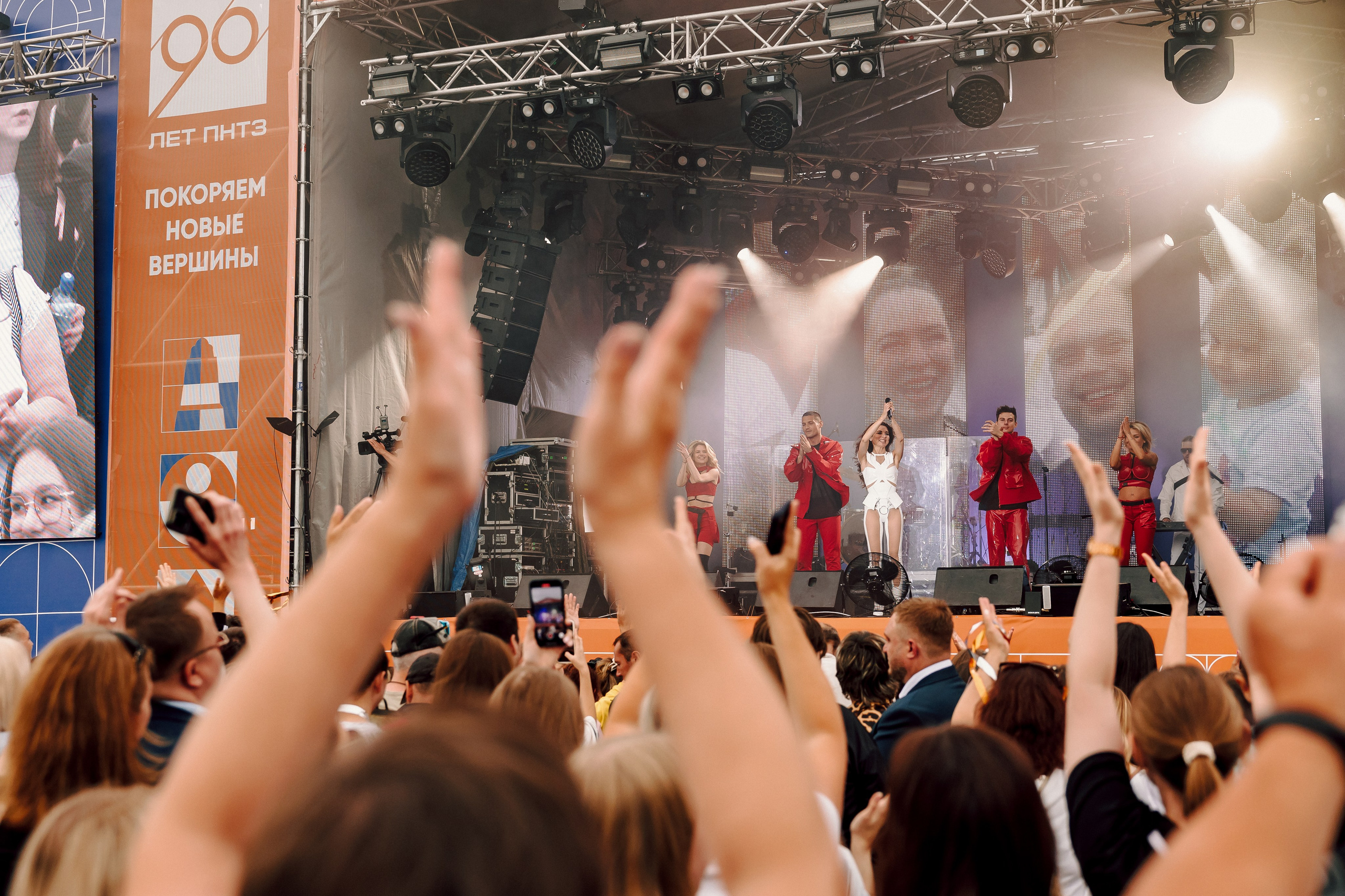 Массовые мероприятия на открытом воздухе. Лёшка Варзегов — фотограф