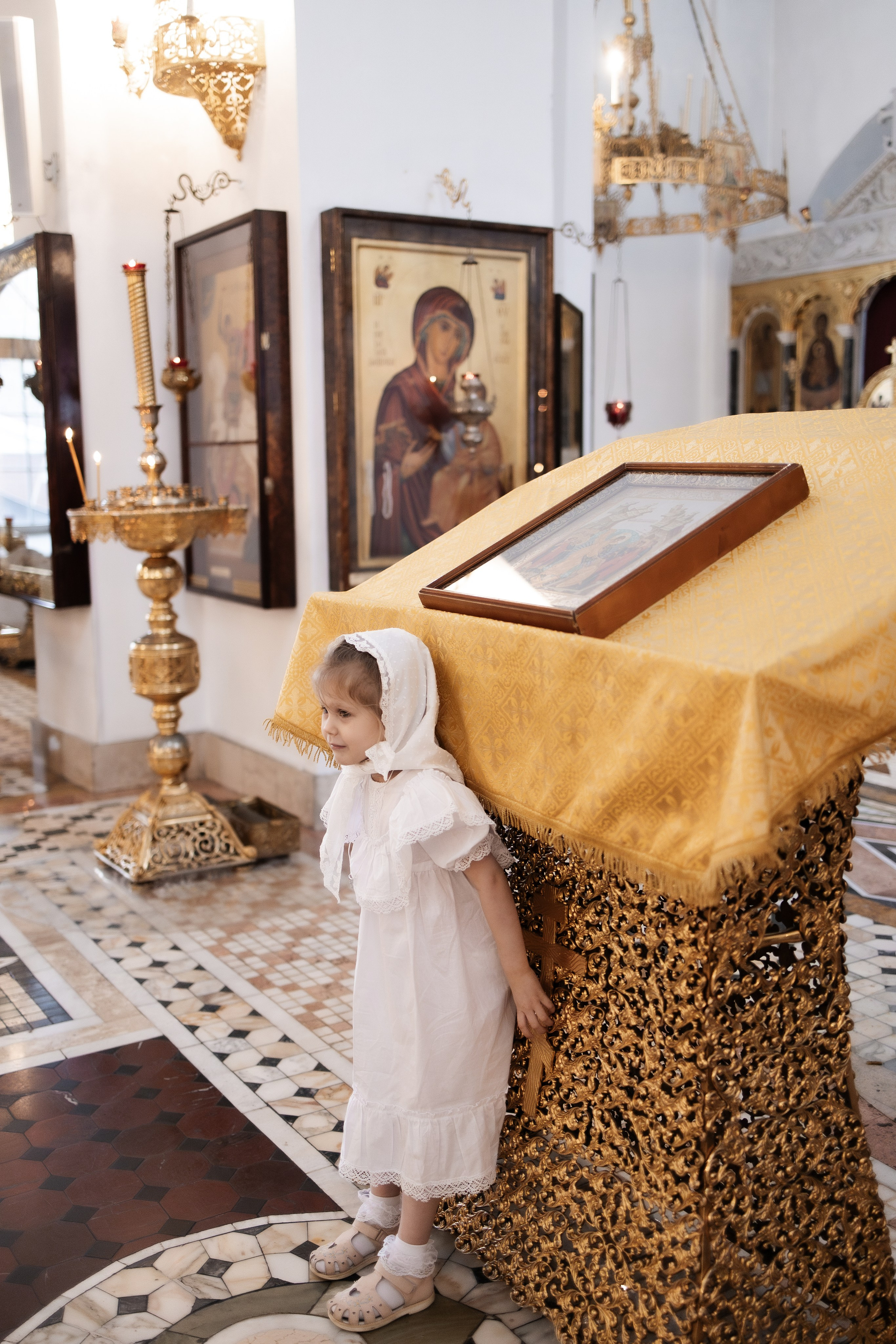 Крещение в Храме Димитрия Солунского на Благуше. Семейный и lovestory фотограф в Москве Светлана Коняхина
