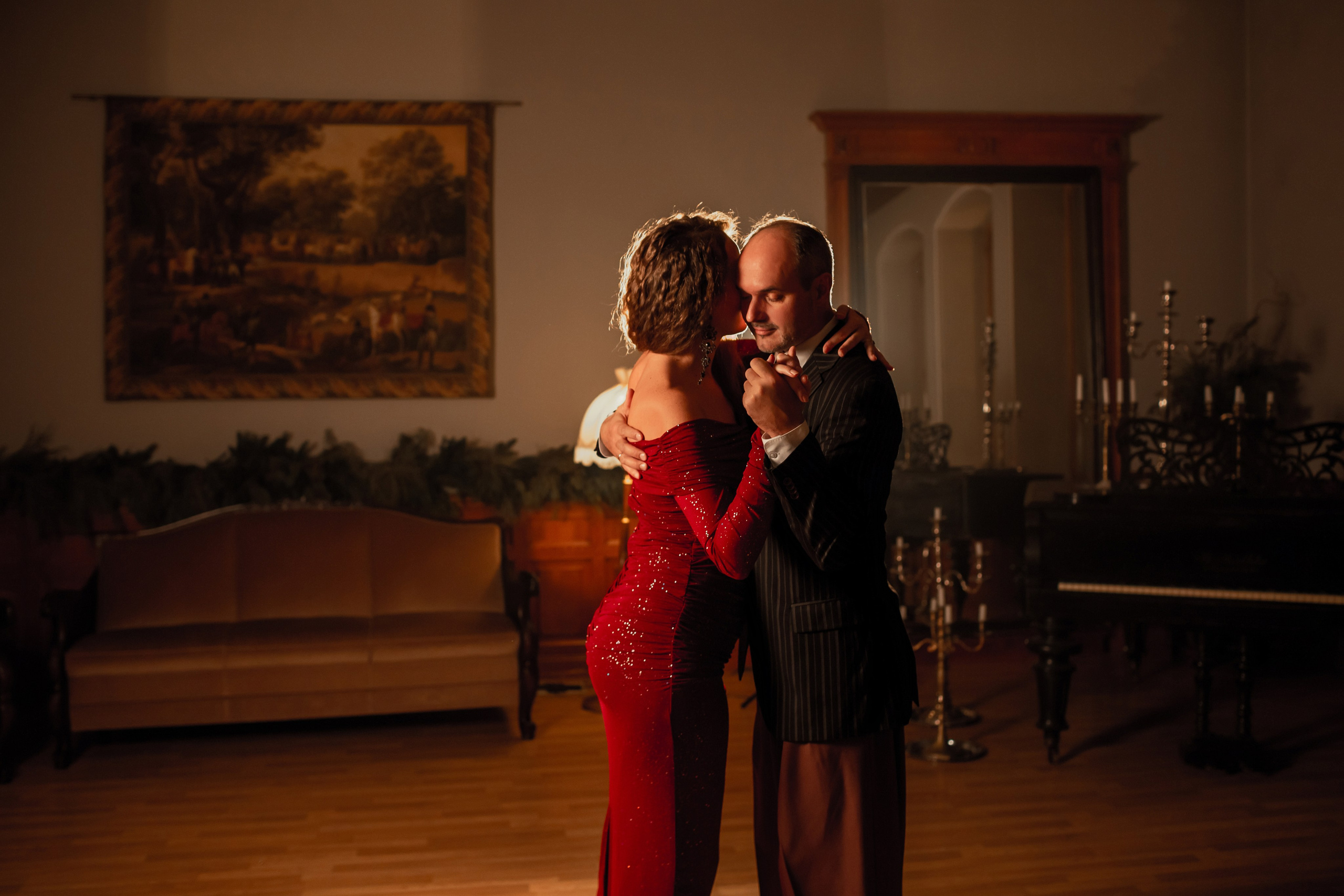 Парная эстетичная фотосессия в студии. Свадебный фотограф Кирилл Белый