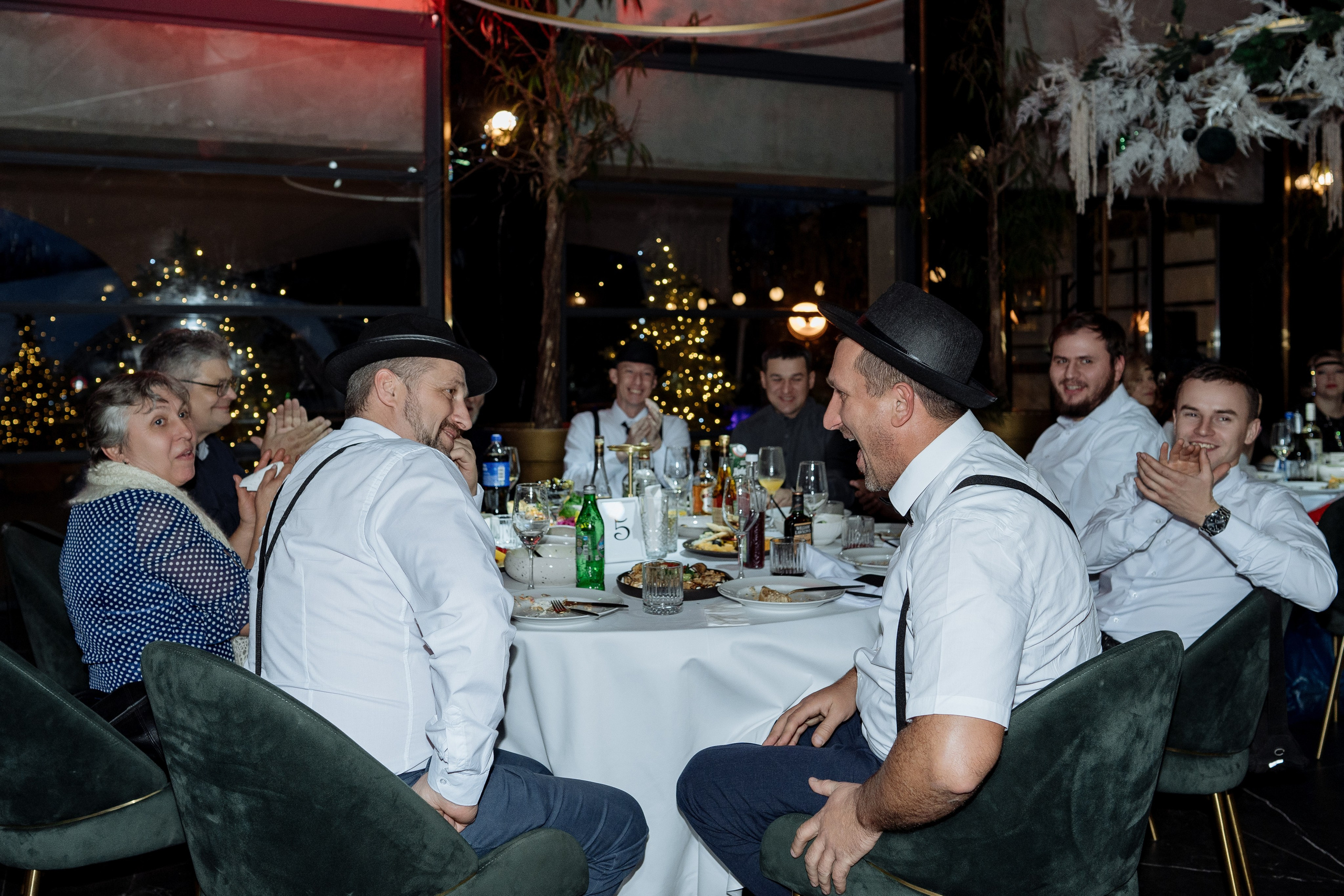 Альбион Тур