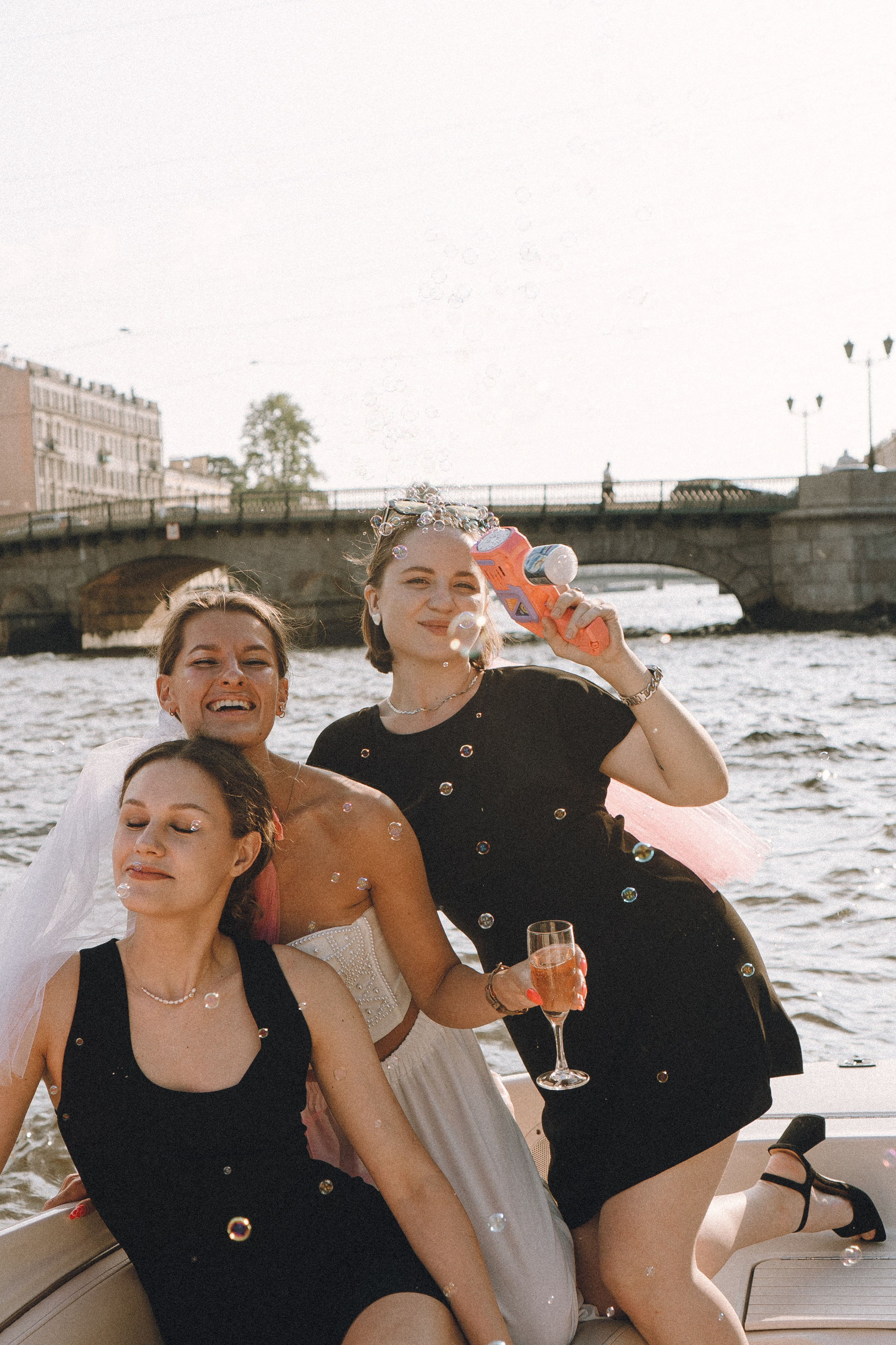 ДЕВИЧНИК НА КАТЕРЕ. Профессиональный фотограф, Санкт-Петербург — Виктория Богомолова