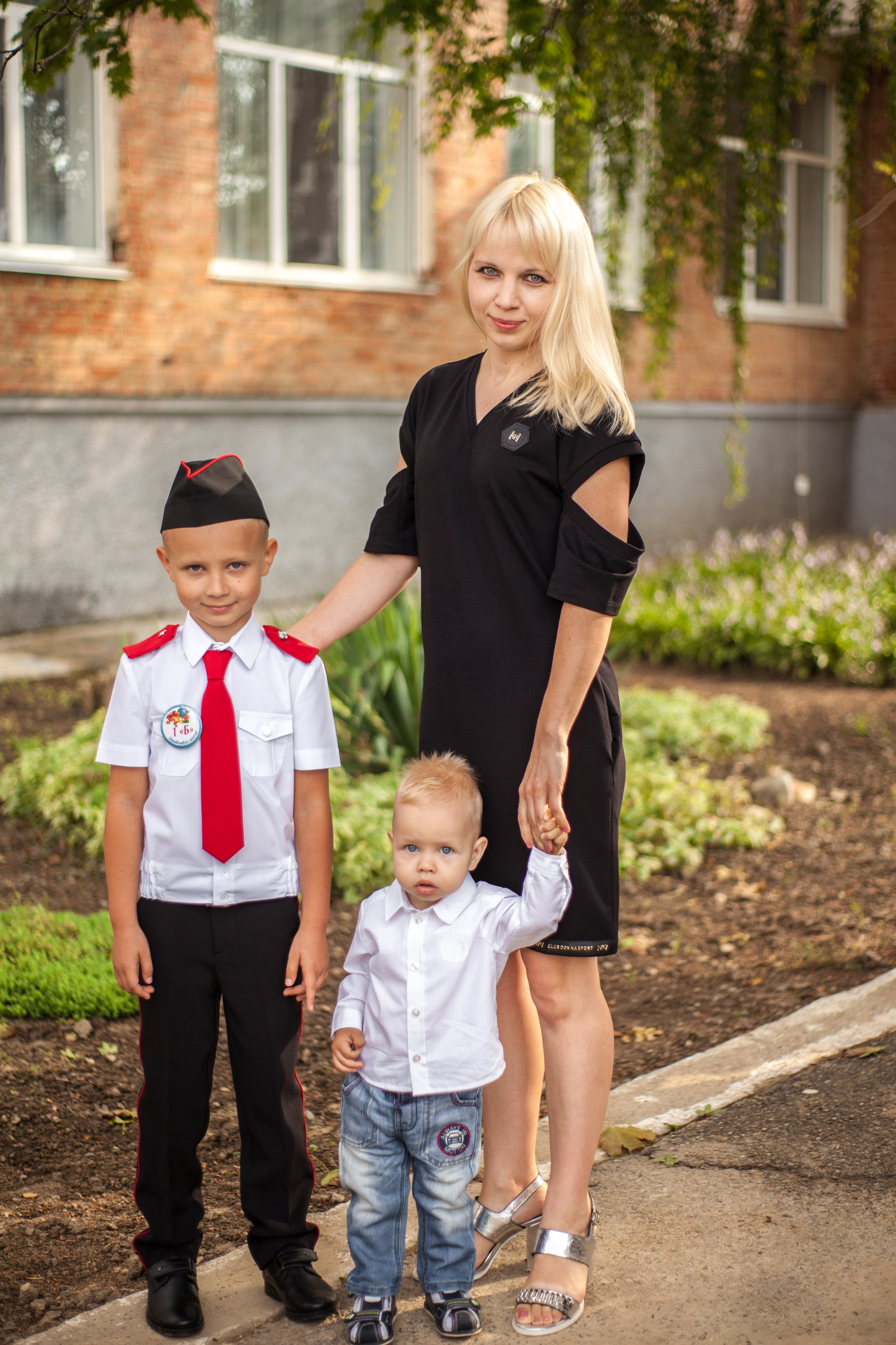 Линейка 1 сентября. Свадебный и семейный фотограф в Армавире