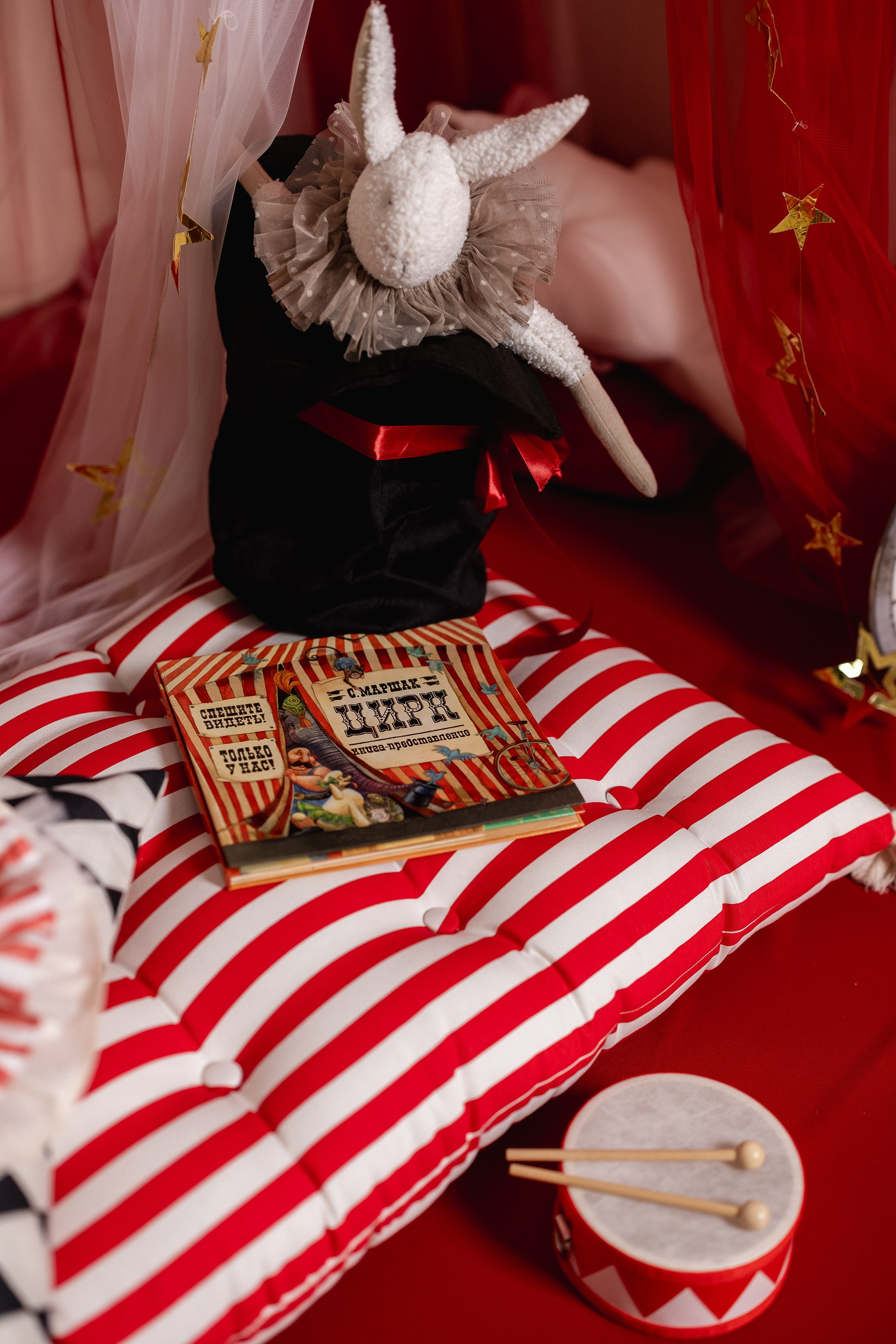 Зал «Детский». Аренда залов Фотосъемка Рекламная Фотосъемка Съемка для сайтов