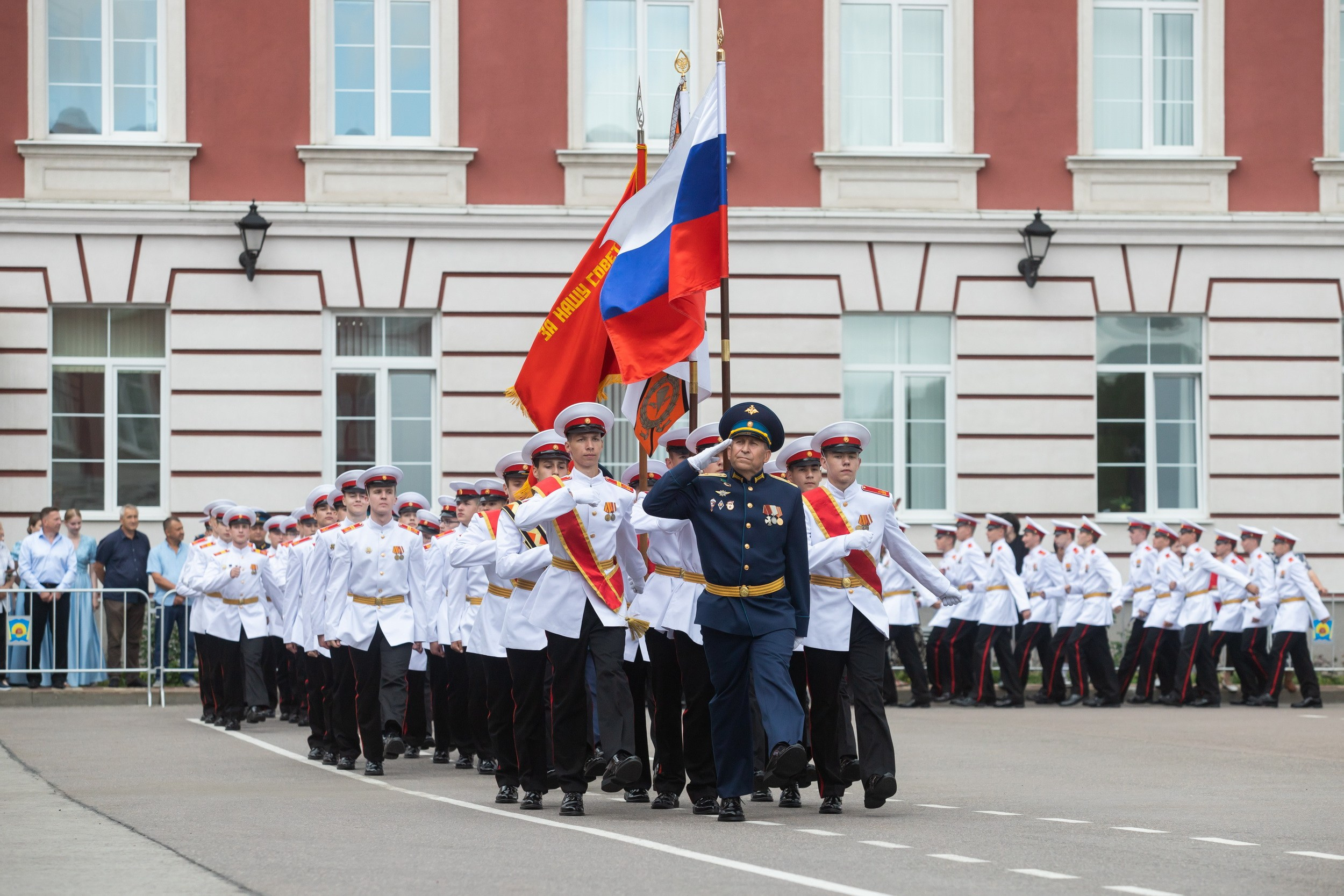 IV выпуск Тульского суворовского военного училища (18 июня 2024). Репортажный фотограф Алексей Пирязев