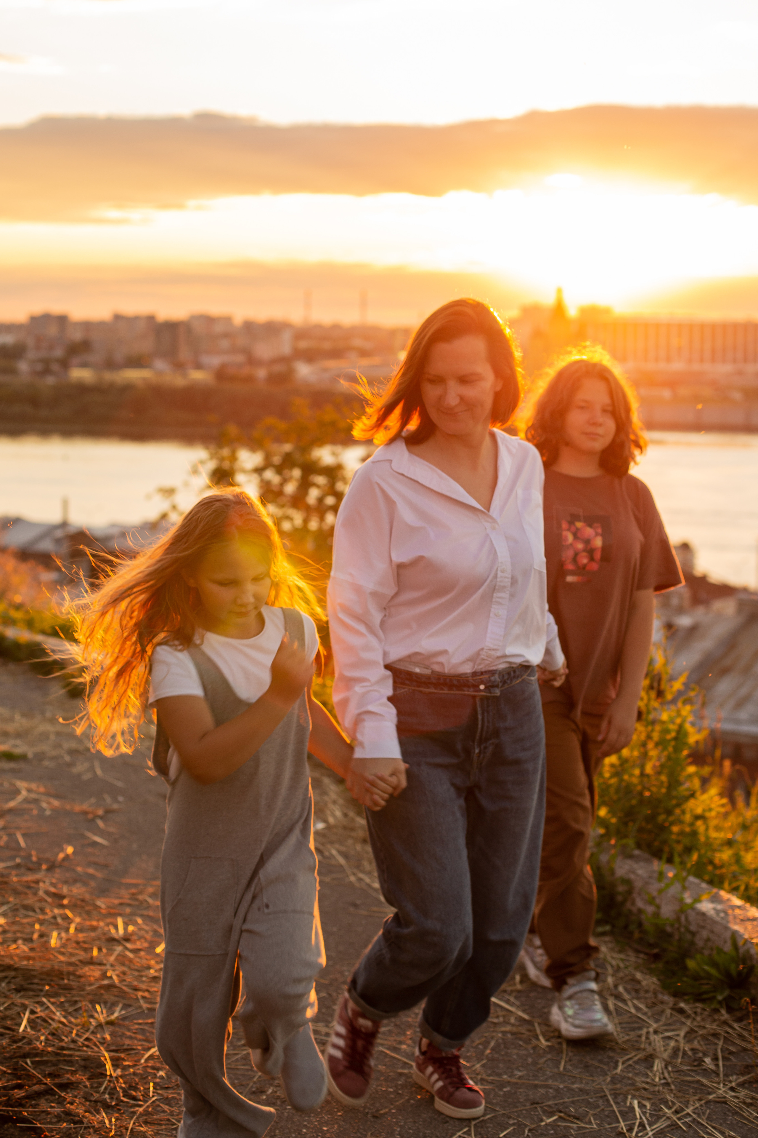 Ирина, Аврора и Рената в гостях в НН. Фотограф в Черногории — семейная фотосессия с детьми, лавстори,