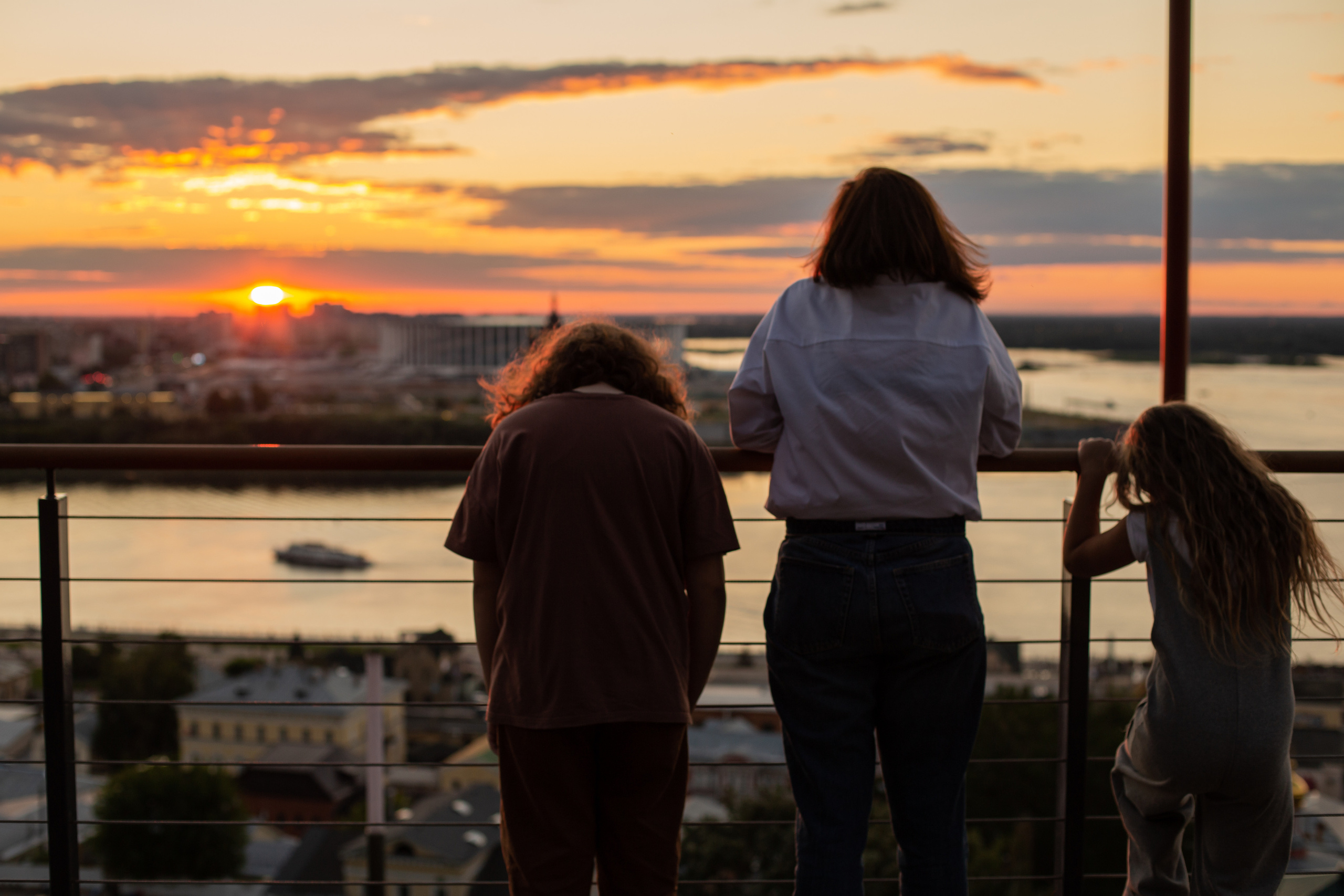Ирина, Аврора и Рената в гостях в НН. Фотограф в Черногории — семейная фотосессия с детьми, лавстори,