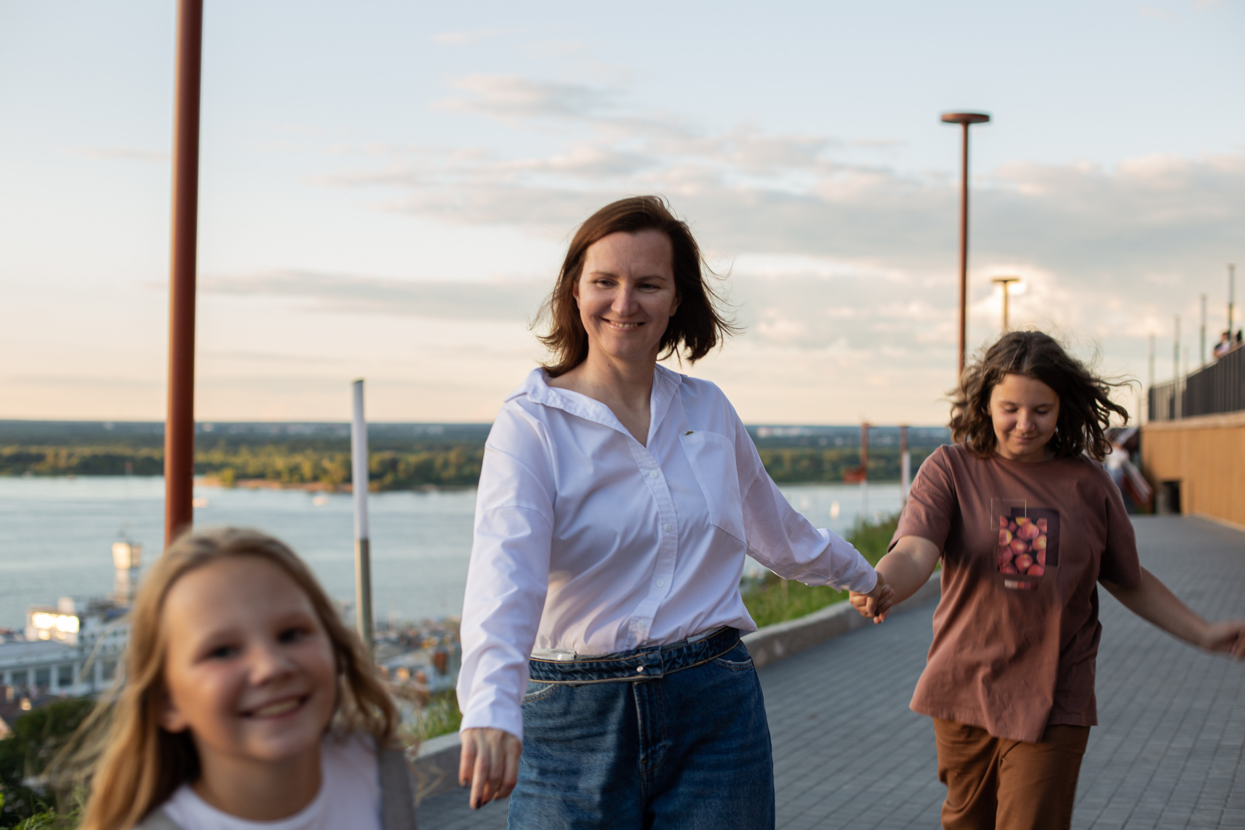 Ирина, Аврора и Рената в гостях в НН. Фотограф в Черногории — семейная фотосессия с детьми, лавстори,