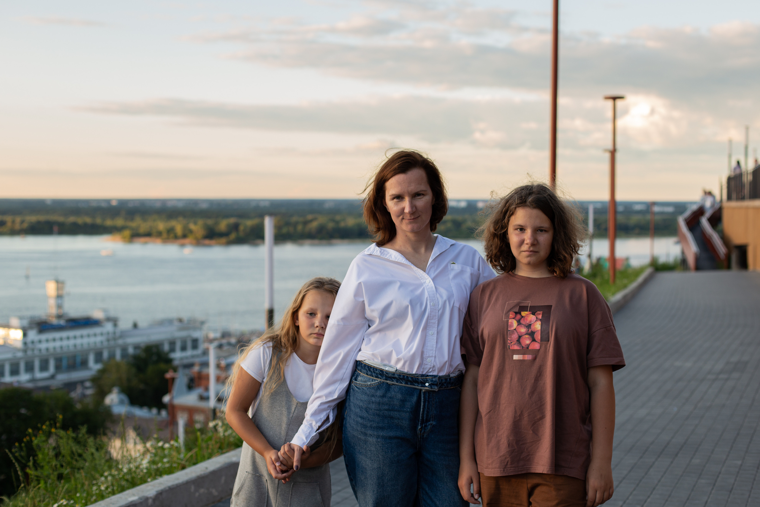 Ирина, Аврора и Рената в гостях в НН. Фотограф в Черногории — семейная фотосессия с детьми, лавстори,