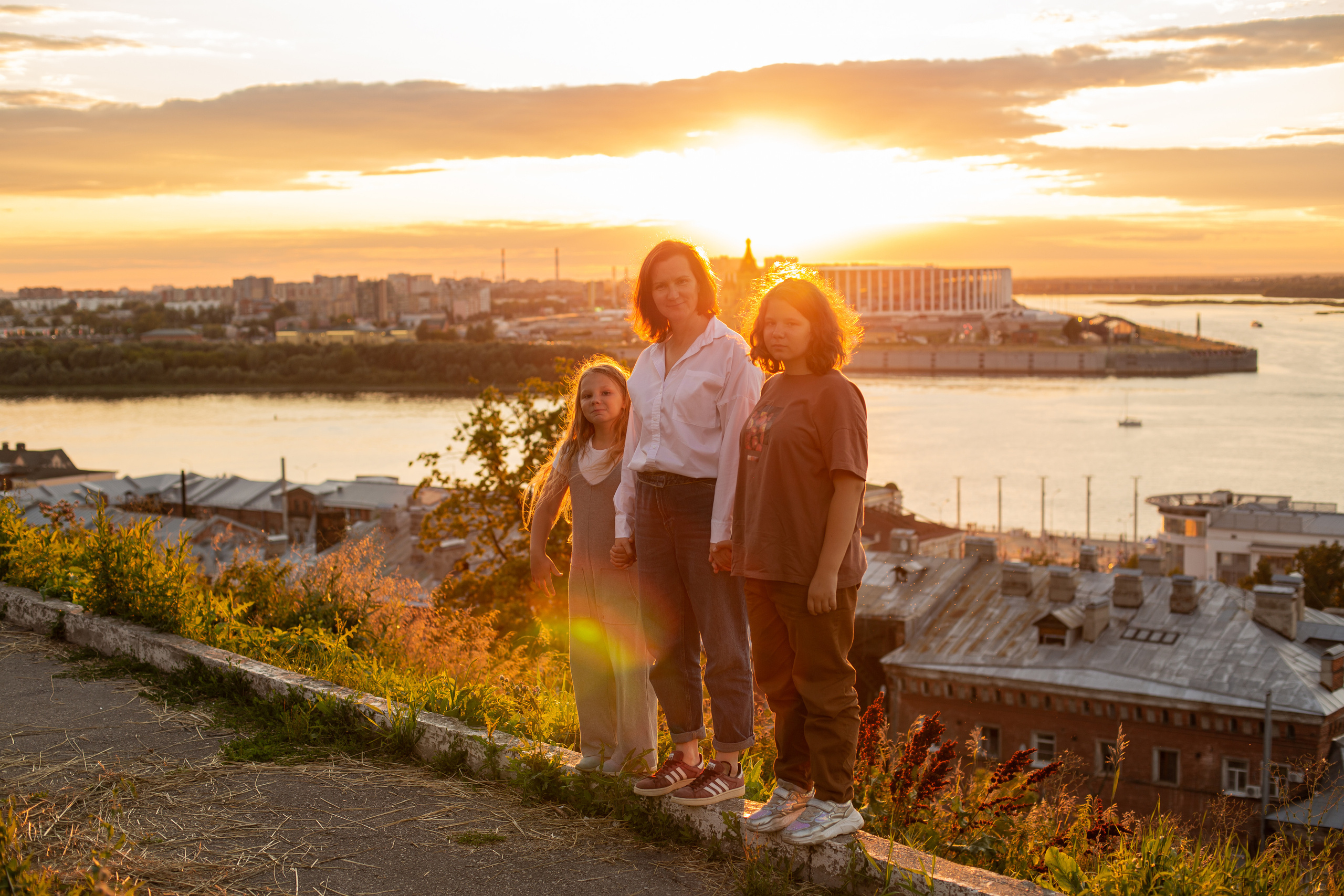 Ирина, Аврора и Рената в гостях в НН. Фотограф в Черногории — семейная фотосессия с детьми, лавстори,