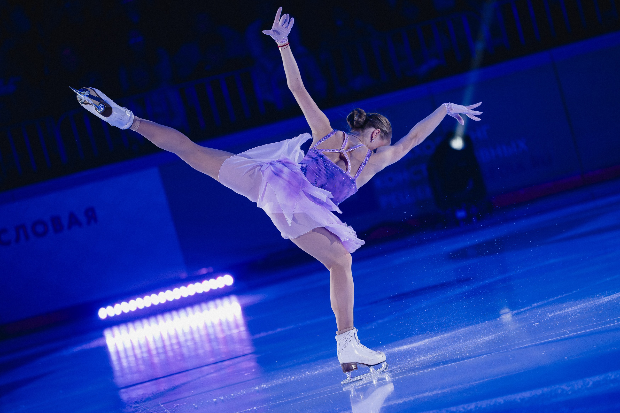 Шоу Этери Тутберидзе в Новосибирске. Воробьева Ксения — Спортивный и танцевальный фотограф Новосибирск