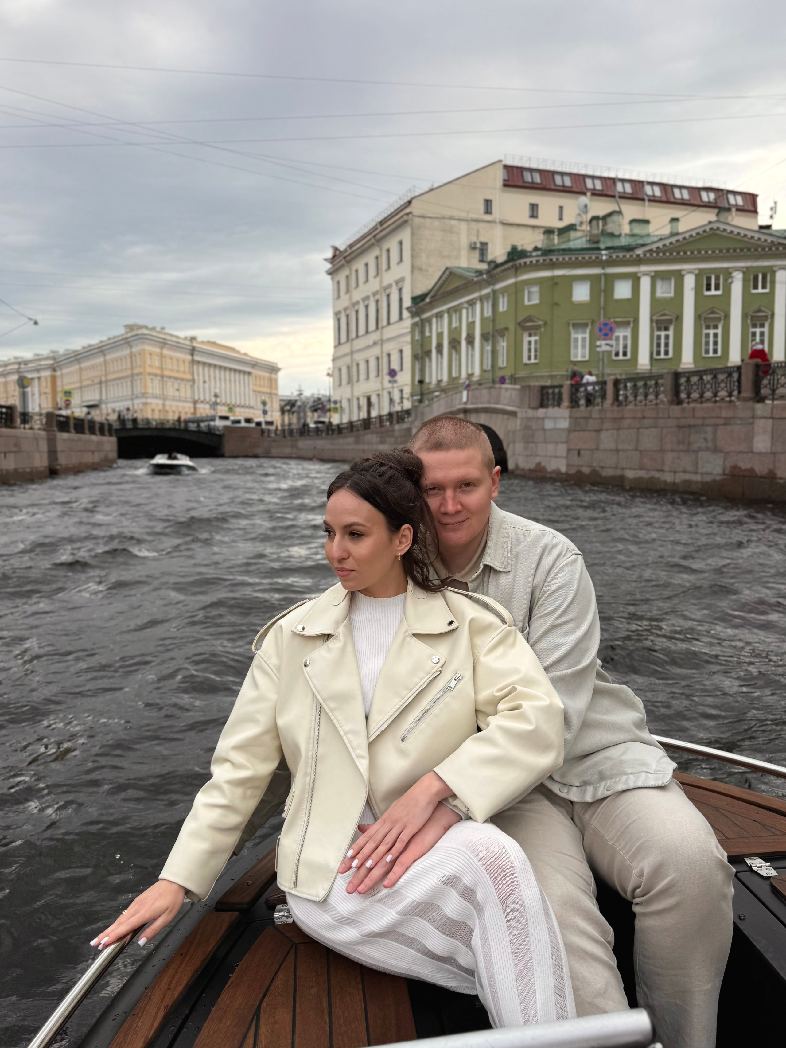 Екатерина и Никита [на айфон 15 про]. Утонченный фотограф в Санкт-Петербурге Ксения Пелевина