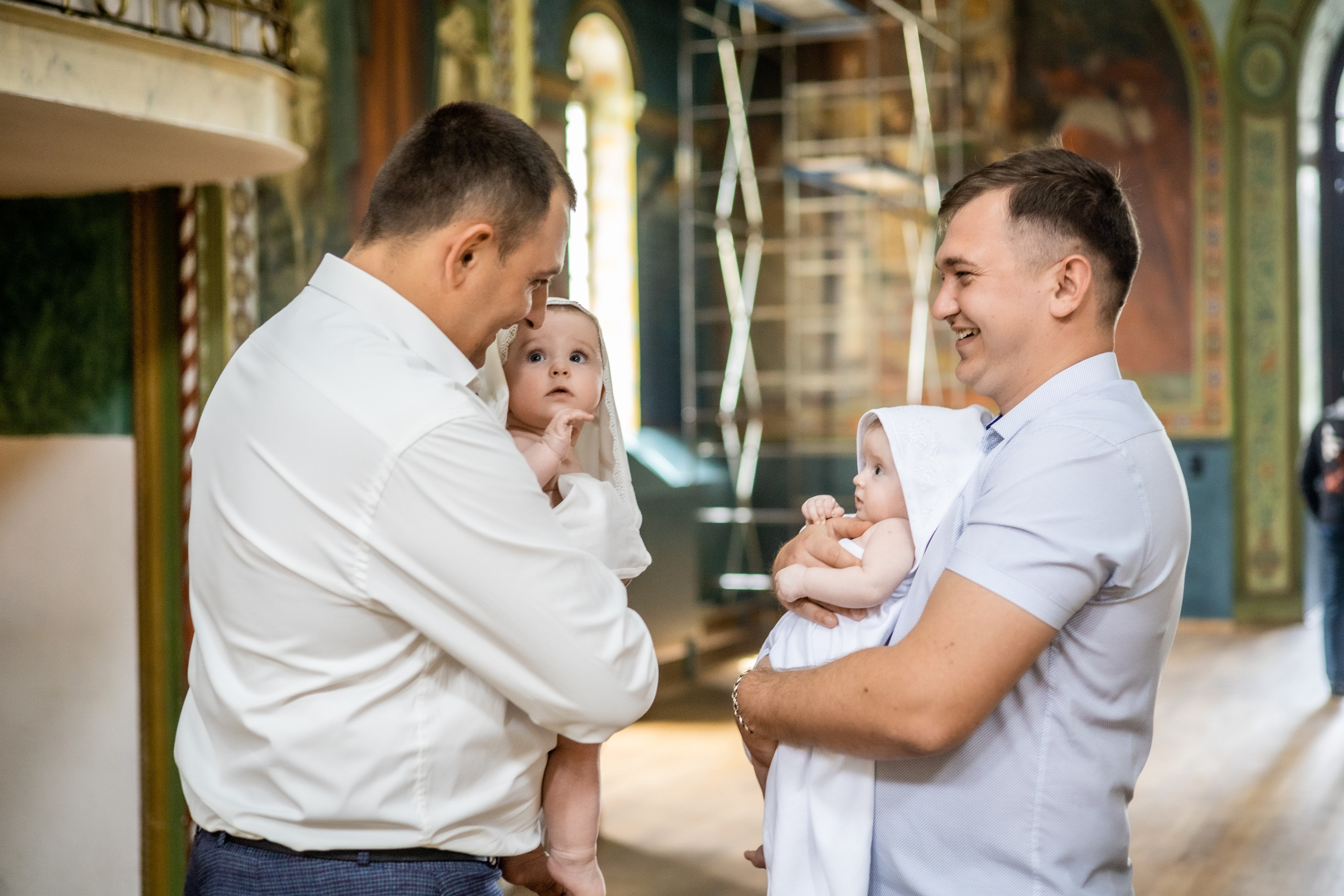 Крещение Ульяны и Вероники. Фотограф Надежда Лукьянова