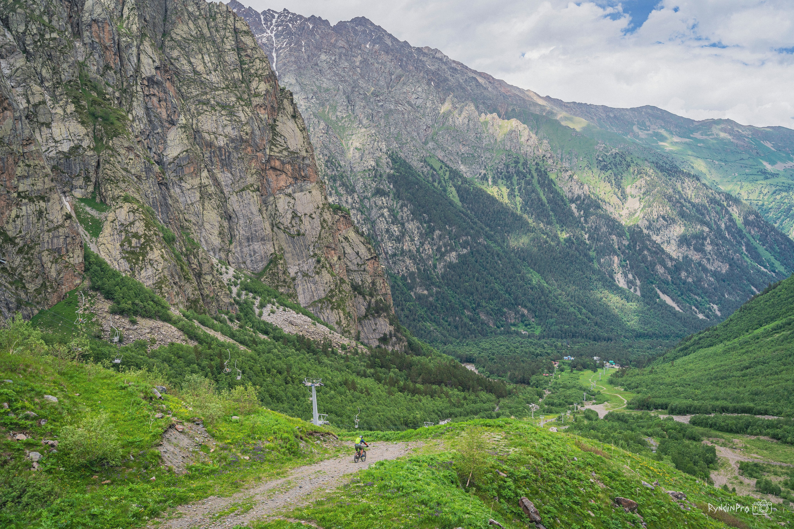 Велотур Осетия 16.06.2024 Ковальтур. Репортажный фотограф в Краснодаре Рындин Дмитрий