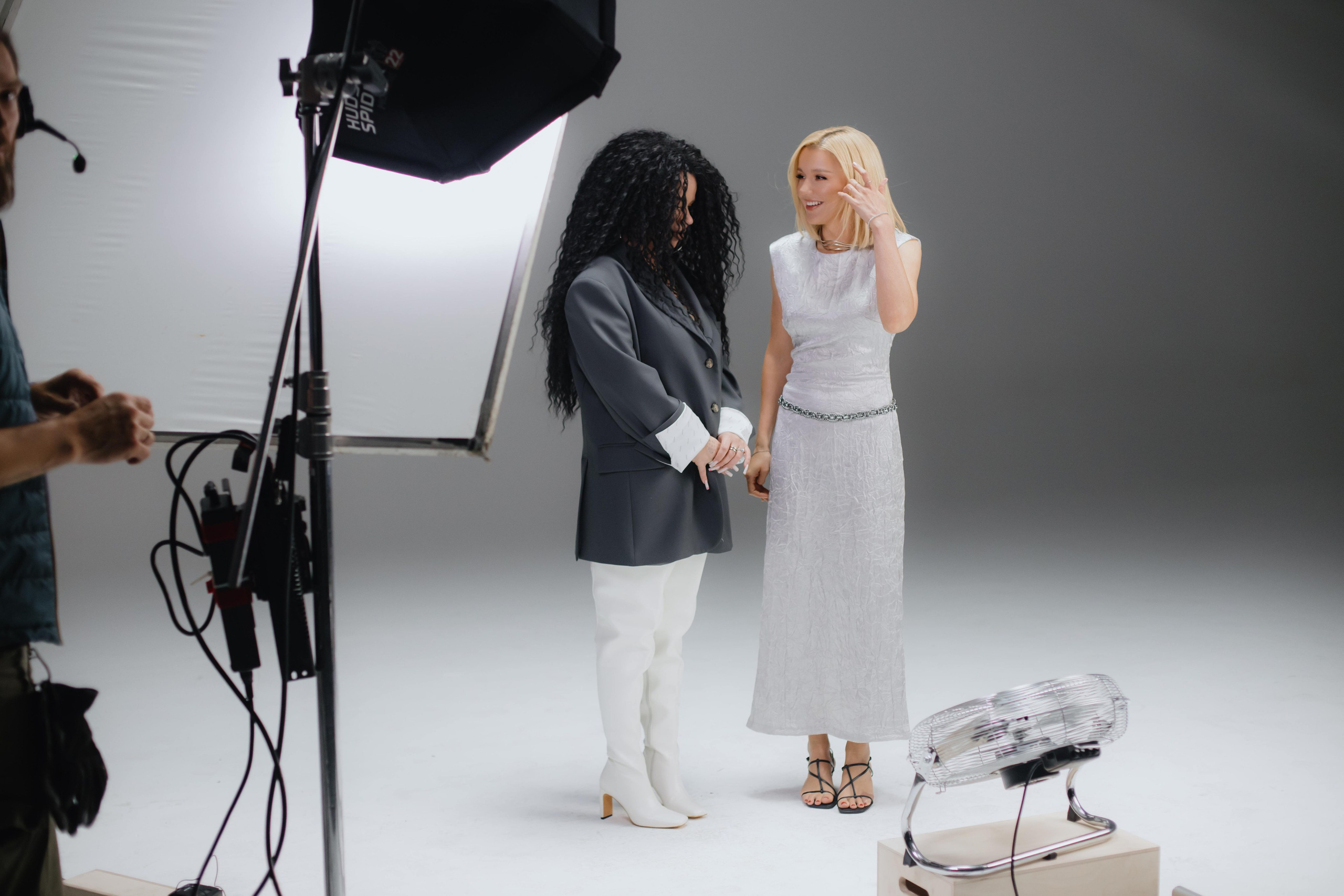 Съемка клипа Юлианны Карауловой и Бьянки. Фотограф в Москве и Санкт-Петербурге Дарина