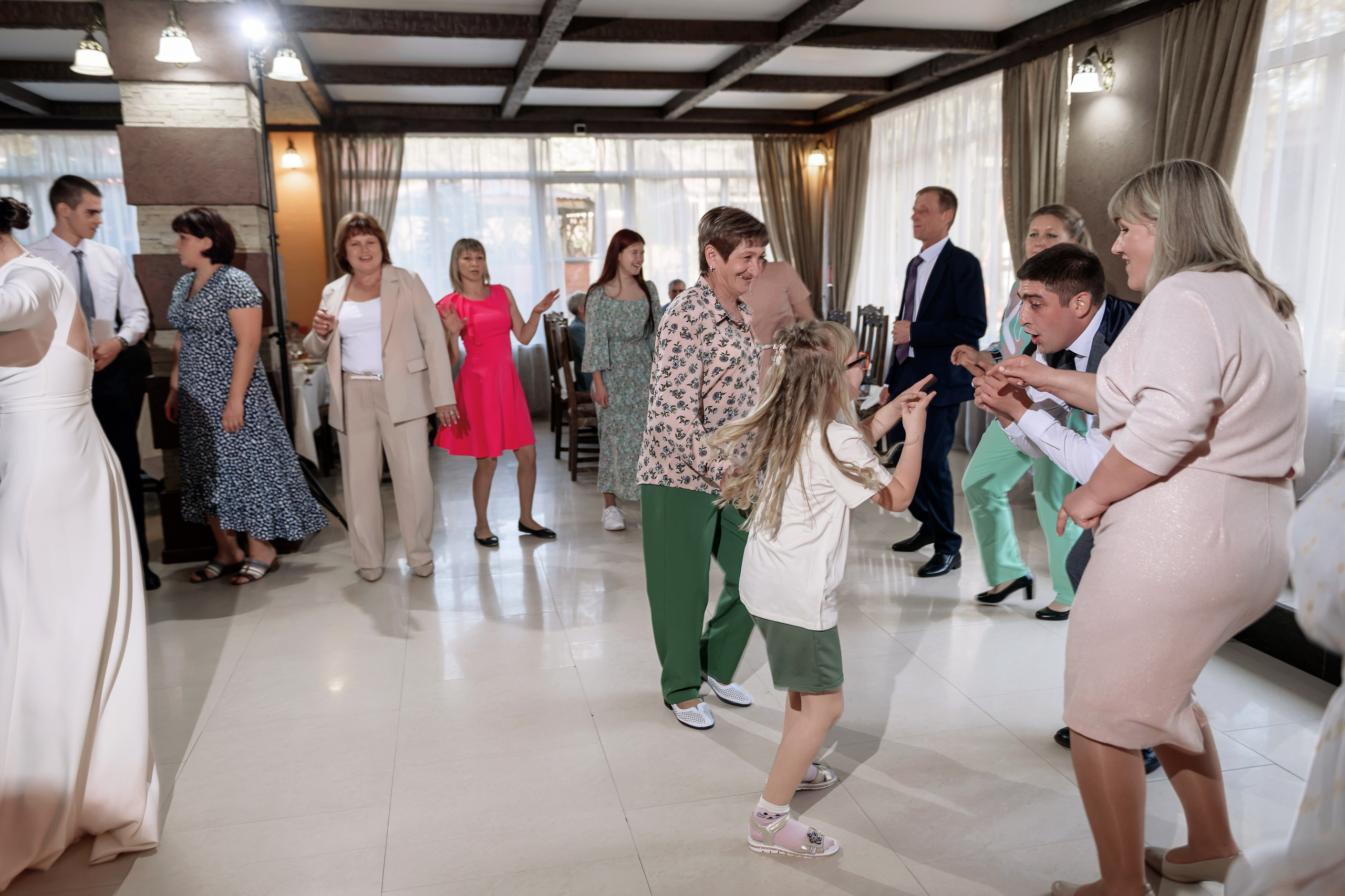 Эдуард и Виктория. Свадебный фотограф Белгород Валуйки Старый Оскол Воронеж