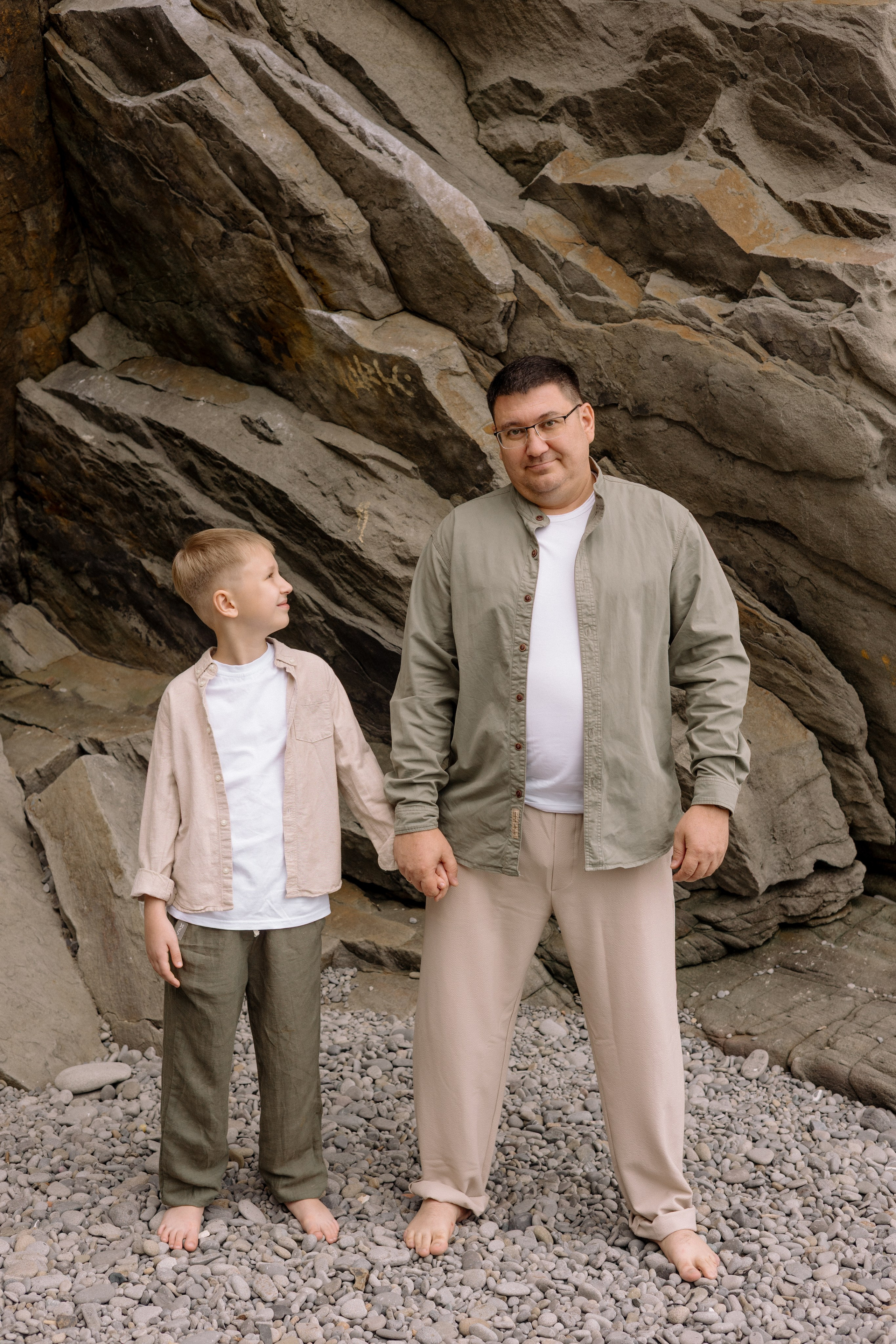 Артем с родителями у моря. Портретный, свадебный, репортажный фотограф во Владивостоке Юлиана Джули Фокс