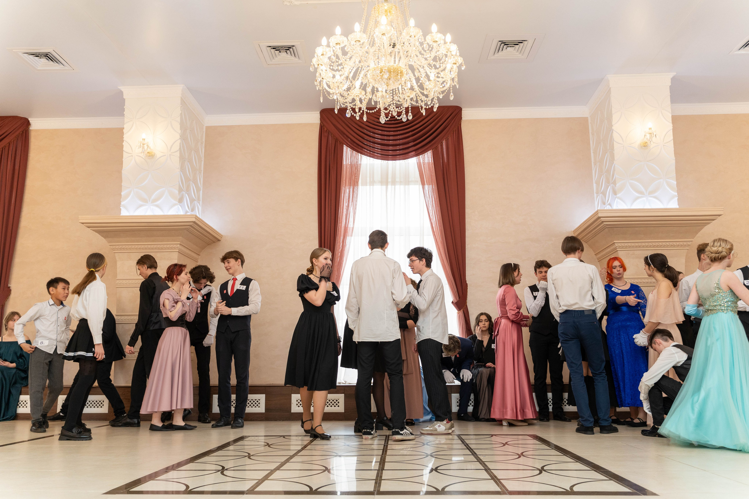 Репортажная съемка бала. Студийный фотограф в Петропавловске-Камчатском