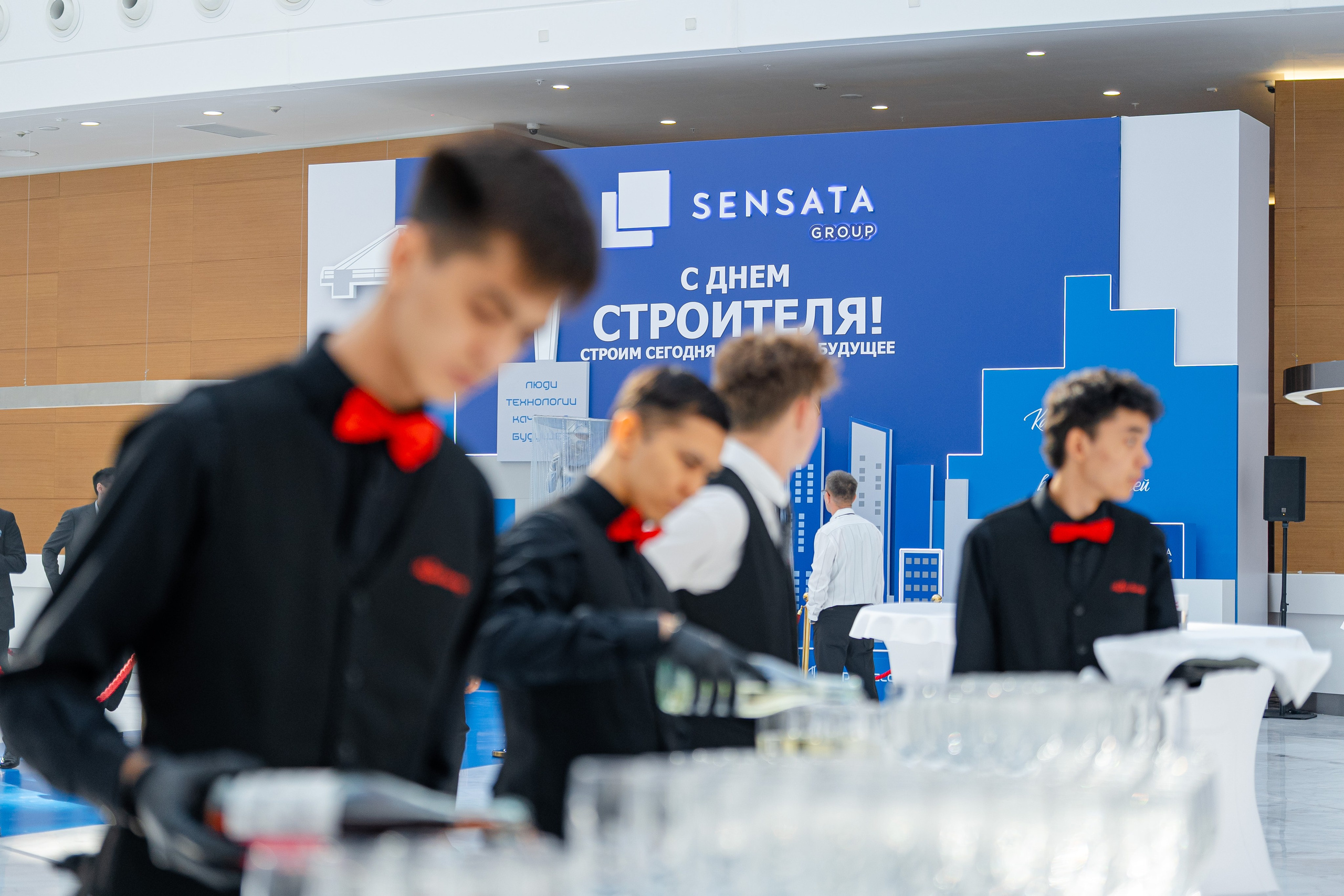 Sensata. Здравствуйте Меня зовут Берден Ансар, Я профессиональный фотограф