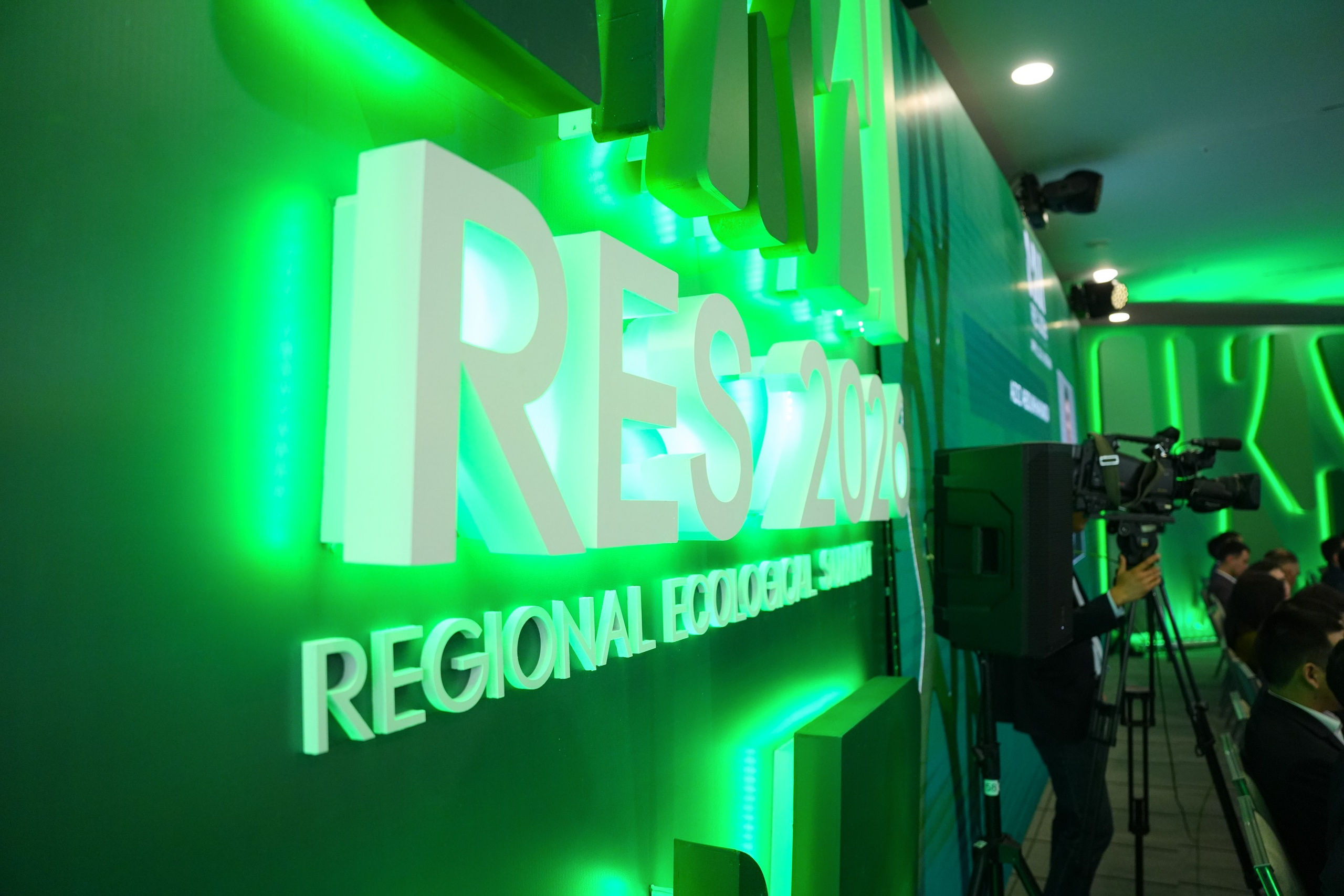 RES2026. Здравствуйте Меня зовут Берден Ансар, Я профессиональный фотограф