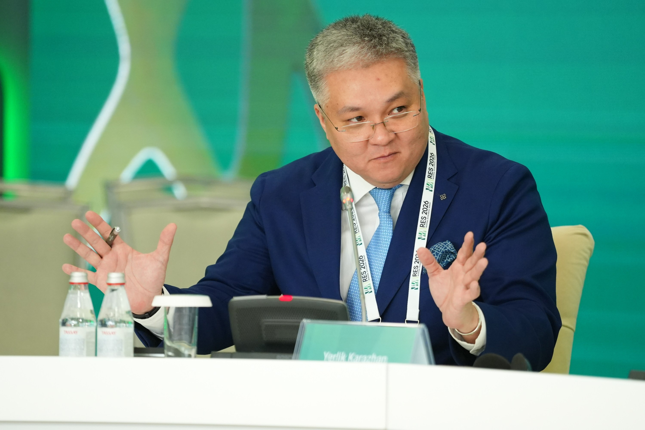 RES2026. Здравствуйте Меня зовут Берден Ансар, Я профессиональный фотограф
