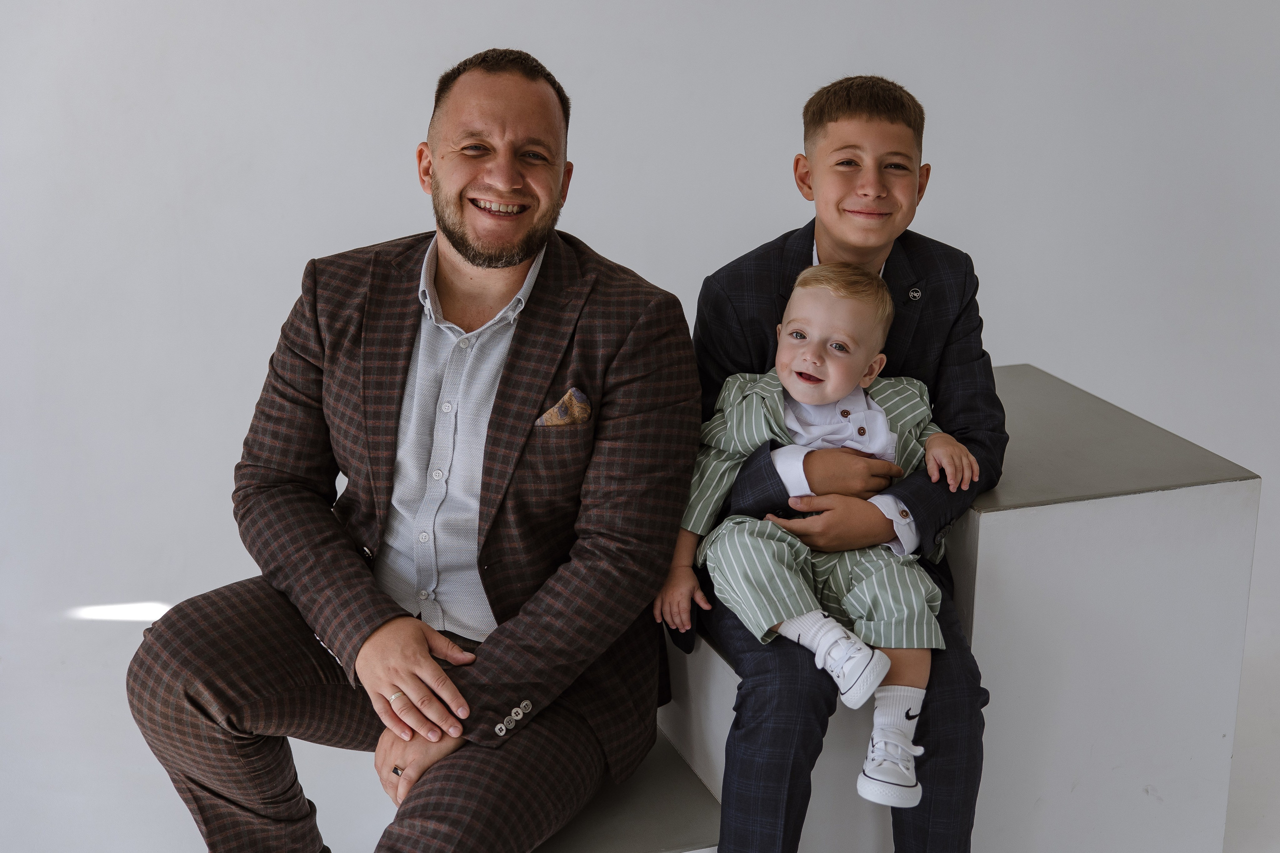 Семейная фотосессия в фотостудии в Самаре. Свадебный и семейный фотограф в Самаре и Тольятти | Елена Топанцева