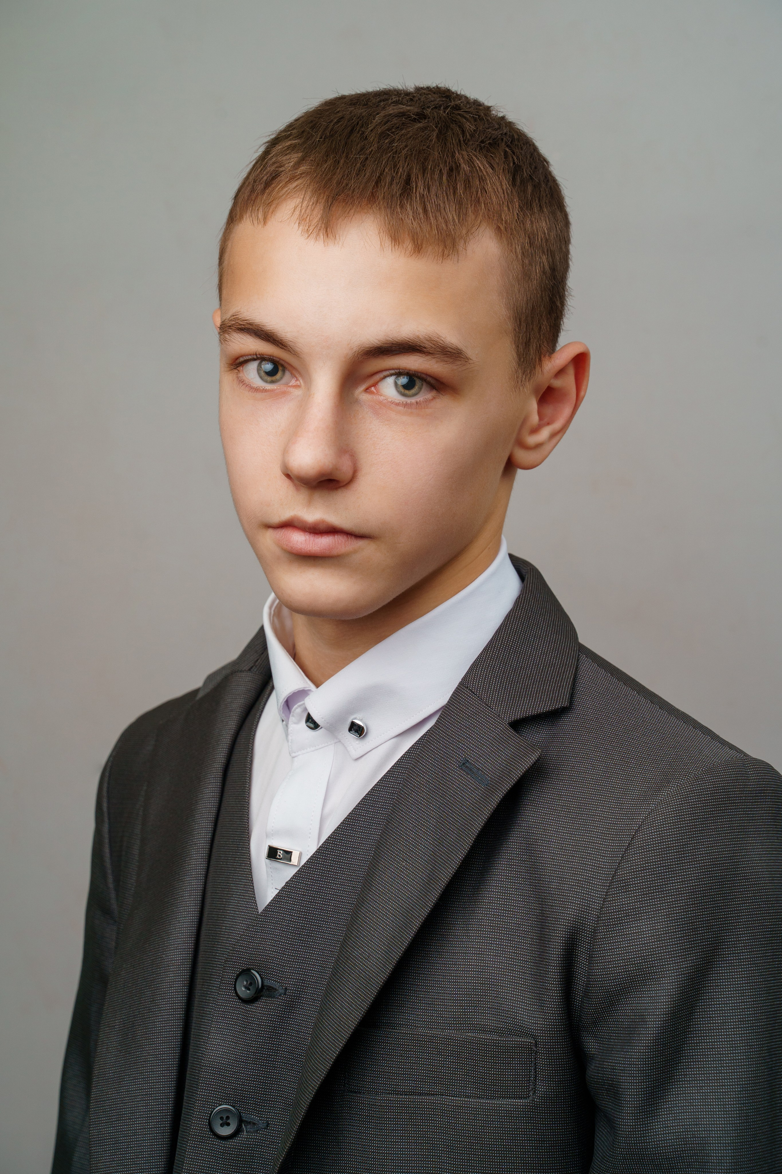 Школьные. Фотограф Булат Ванданов