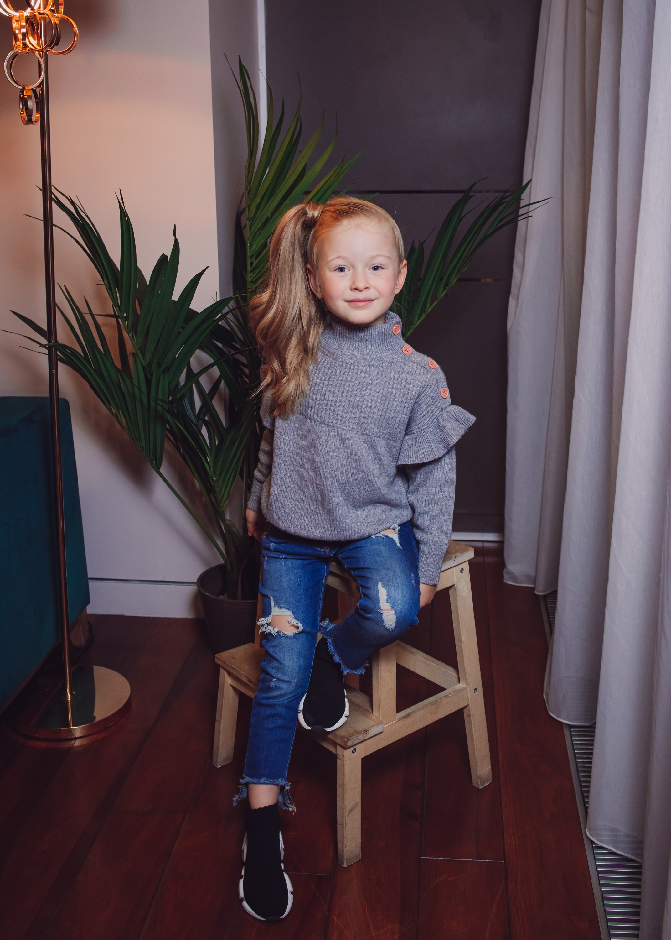 Новогодняя съемка в студии Алеси Марии. Агенство фотографов под любой запрос. Москва