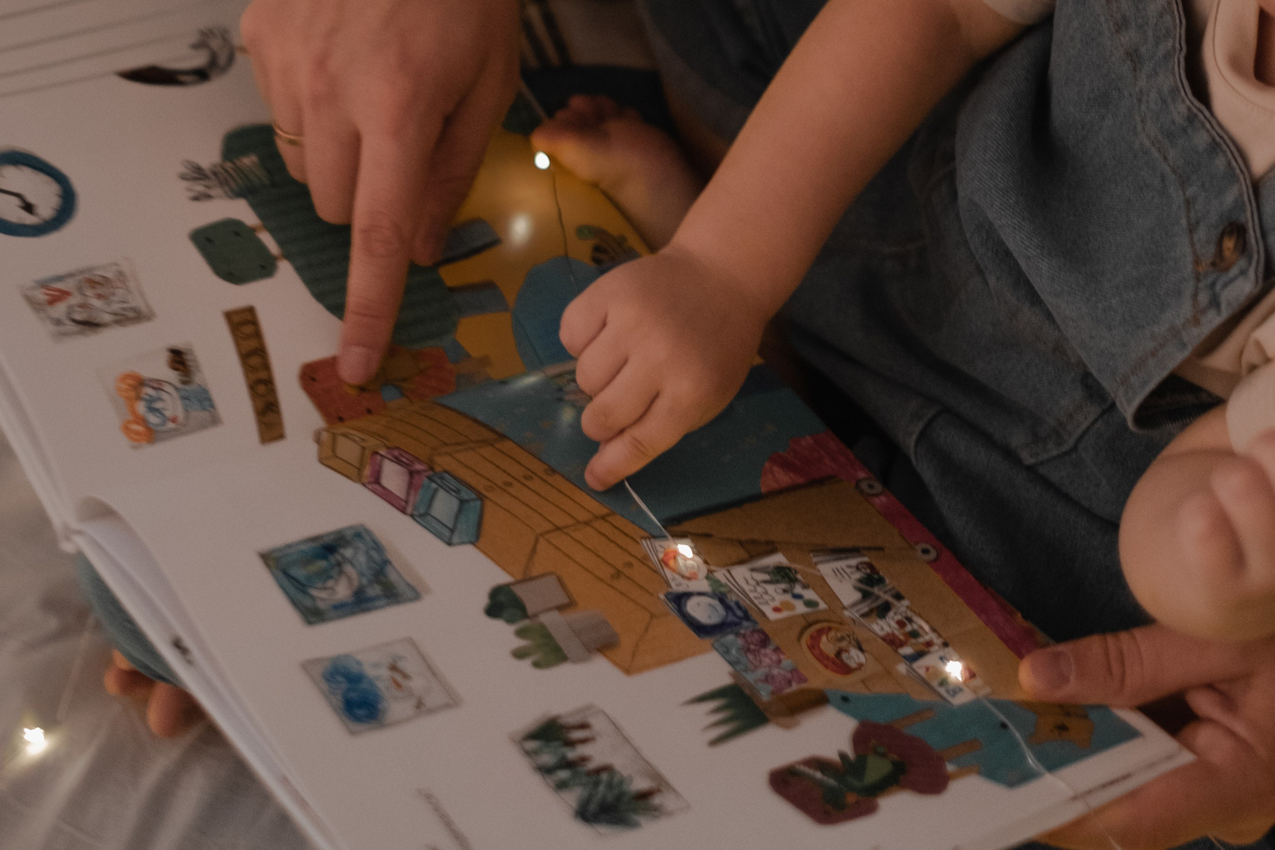 Элла, Кирилл, Алиса и Даниил | домашняя съемка. Фотограф в Новосибирске Диана Ильиных