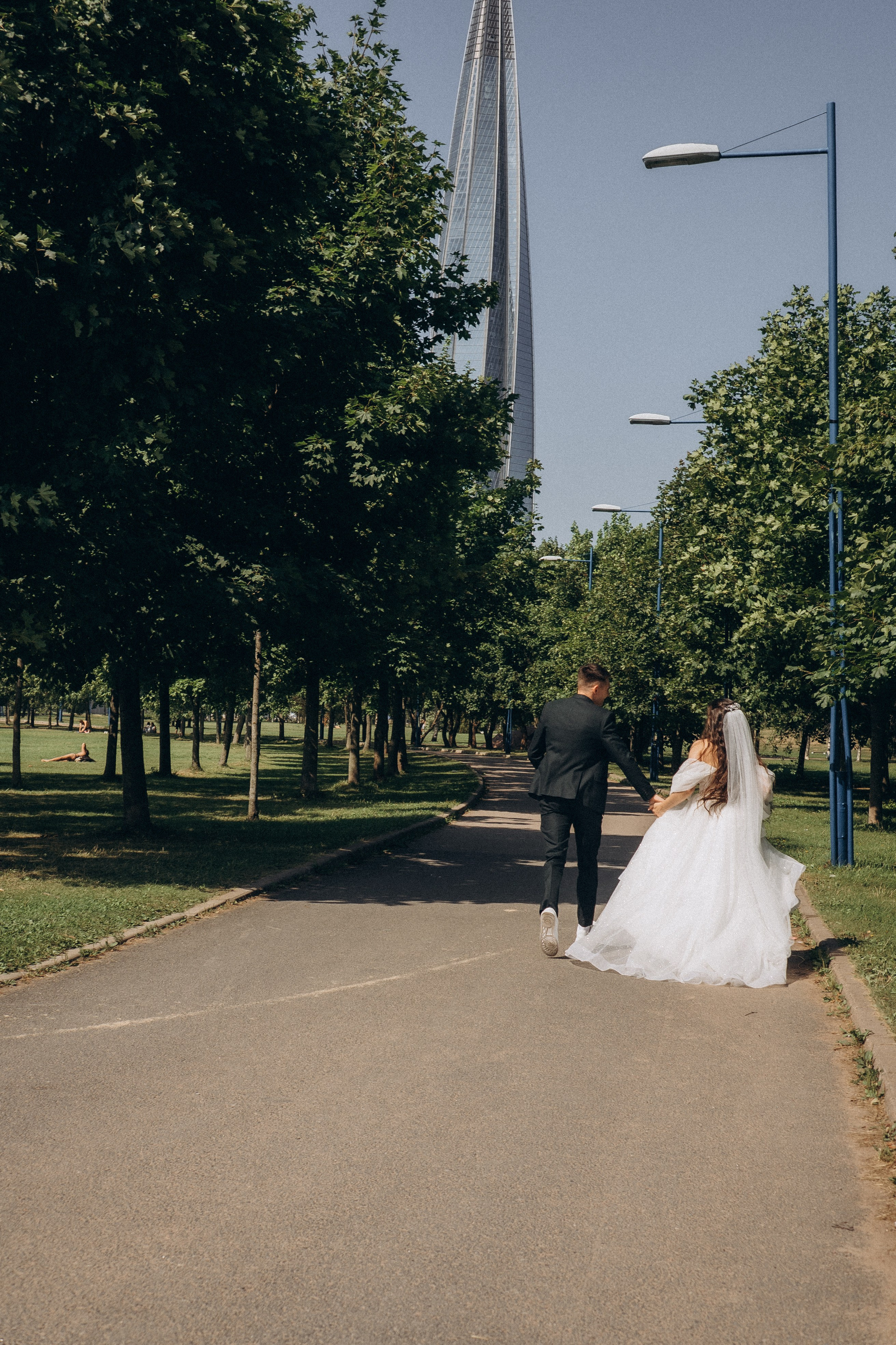СВАДЕБНАЯ СЬЕМК В ПАРКЕ 300-ЛЕТИЯ. Профессиональный фотограф, Санкт-Петербург — Виктория Богомолова