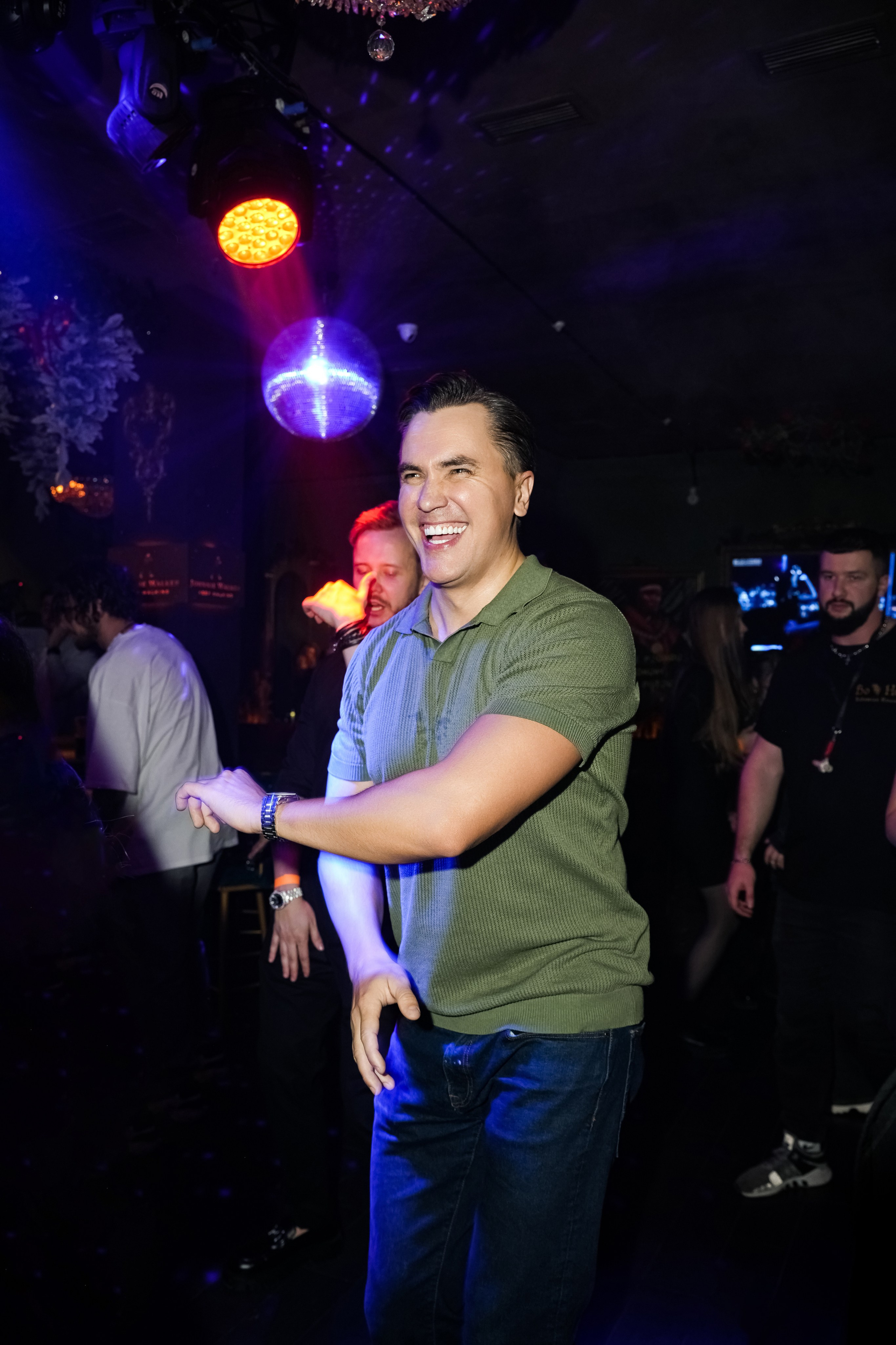 EVENT-туса в караоке. Свадебный фотограф и видеограф в Ростове-на-Дону. Максим и Наталья Лебедевы