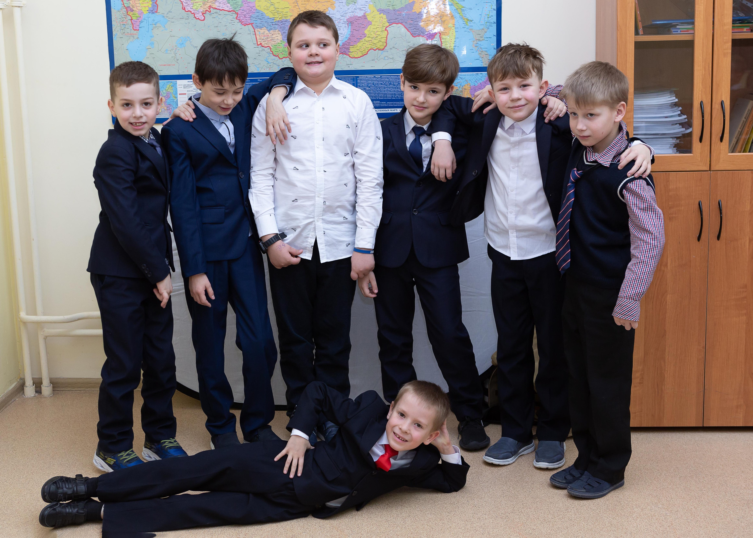 Гимназия № 7, г. Подольск. Выпускные альбомы и школьный фотограф в Подольске, Троицке, Щербинке, Москве и Московской области