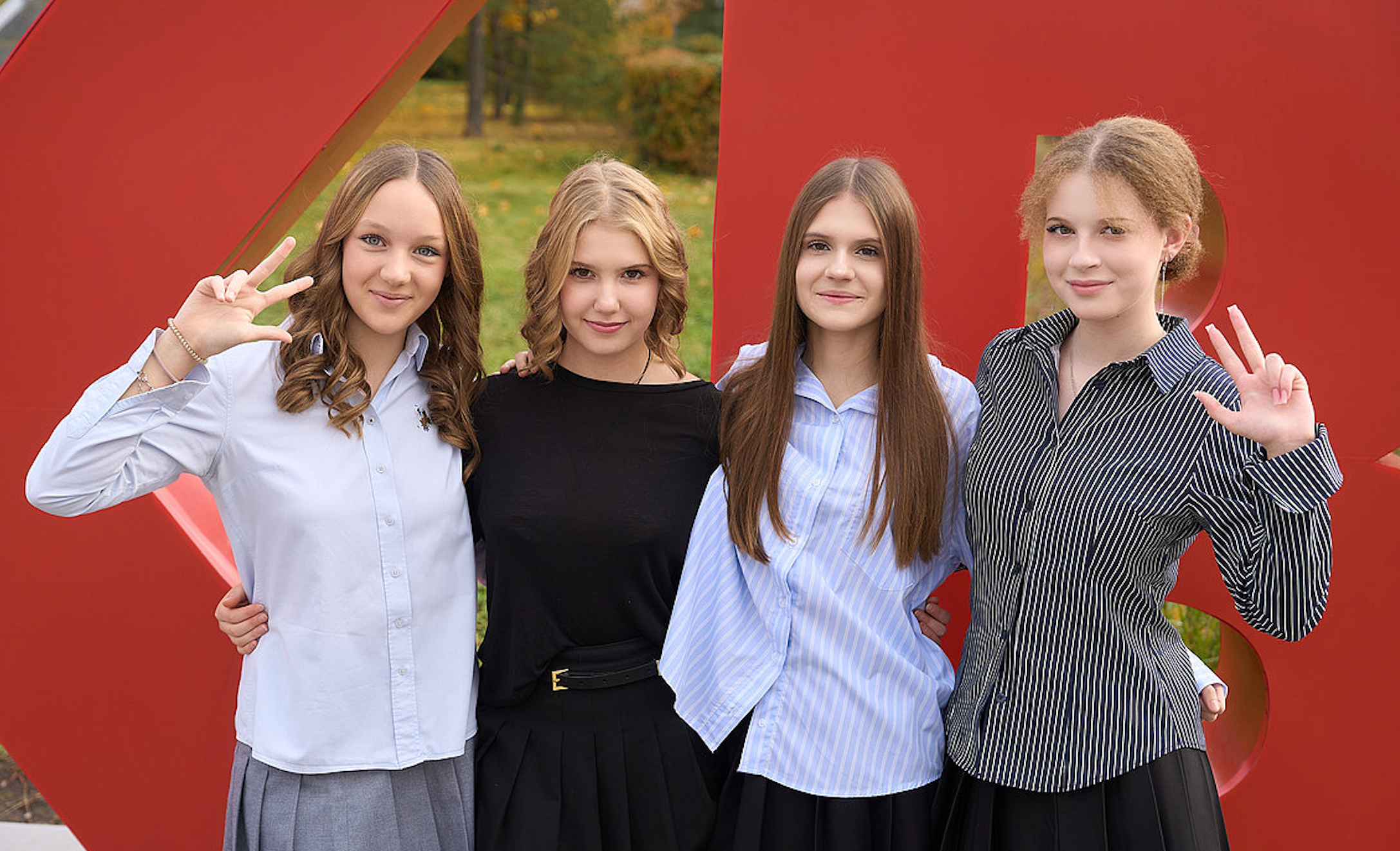 Выпускные альбомы для 9–11 класса в Москве | Анна Белашова
