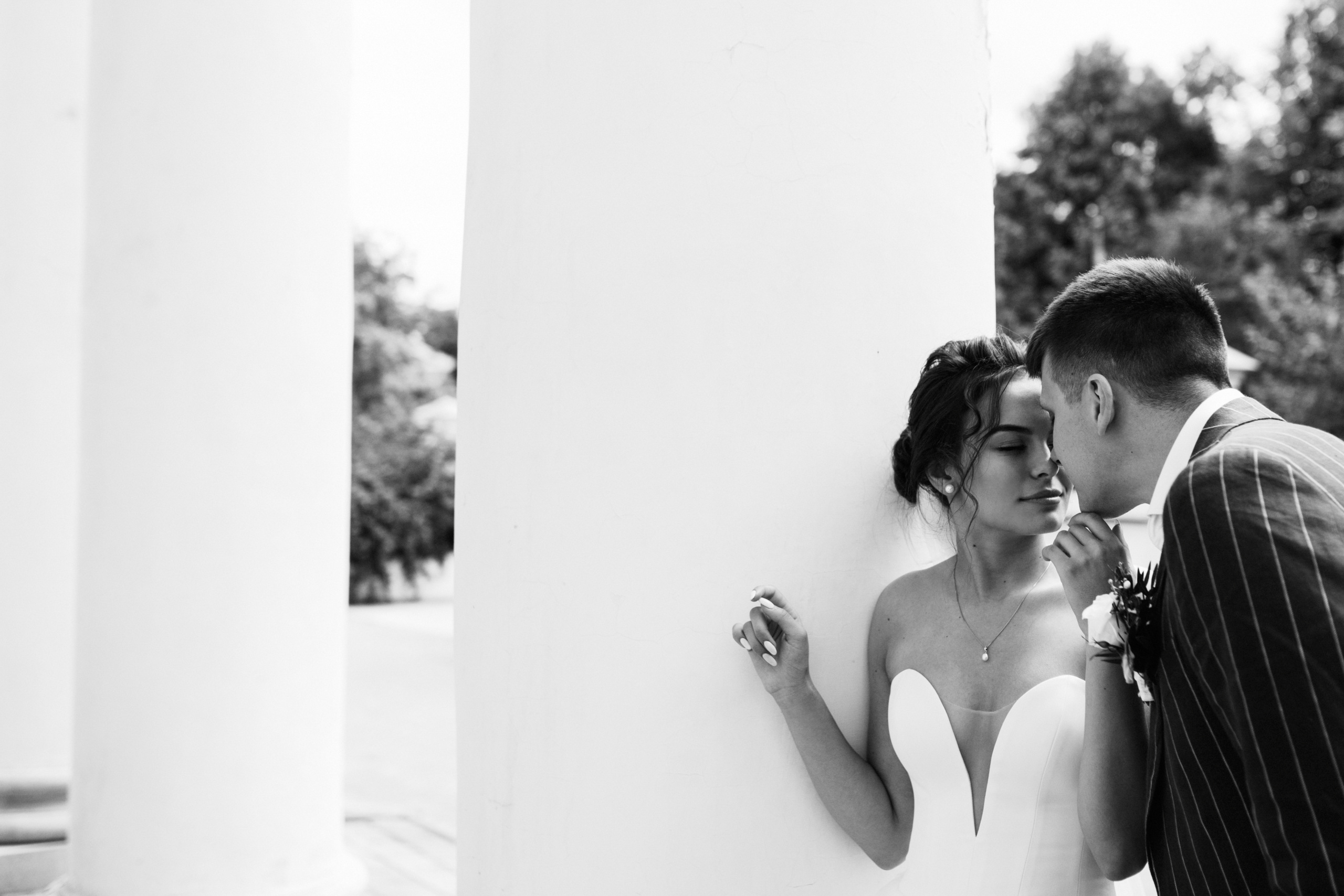 Летнее солнце в лесу. Свадебный фотограф в Калуге Алексей Климов